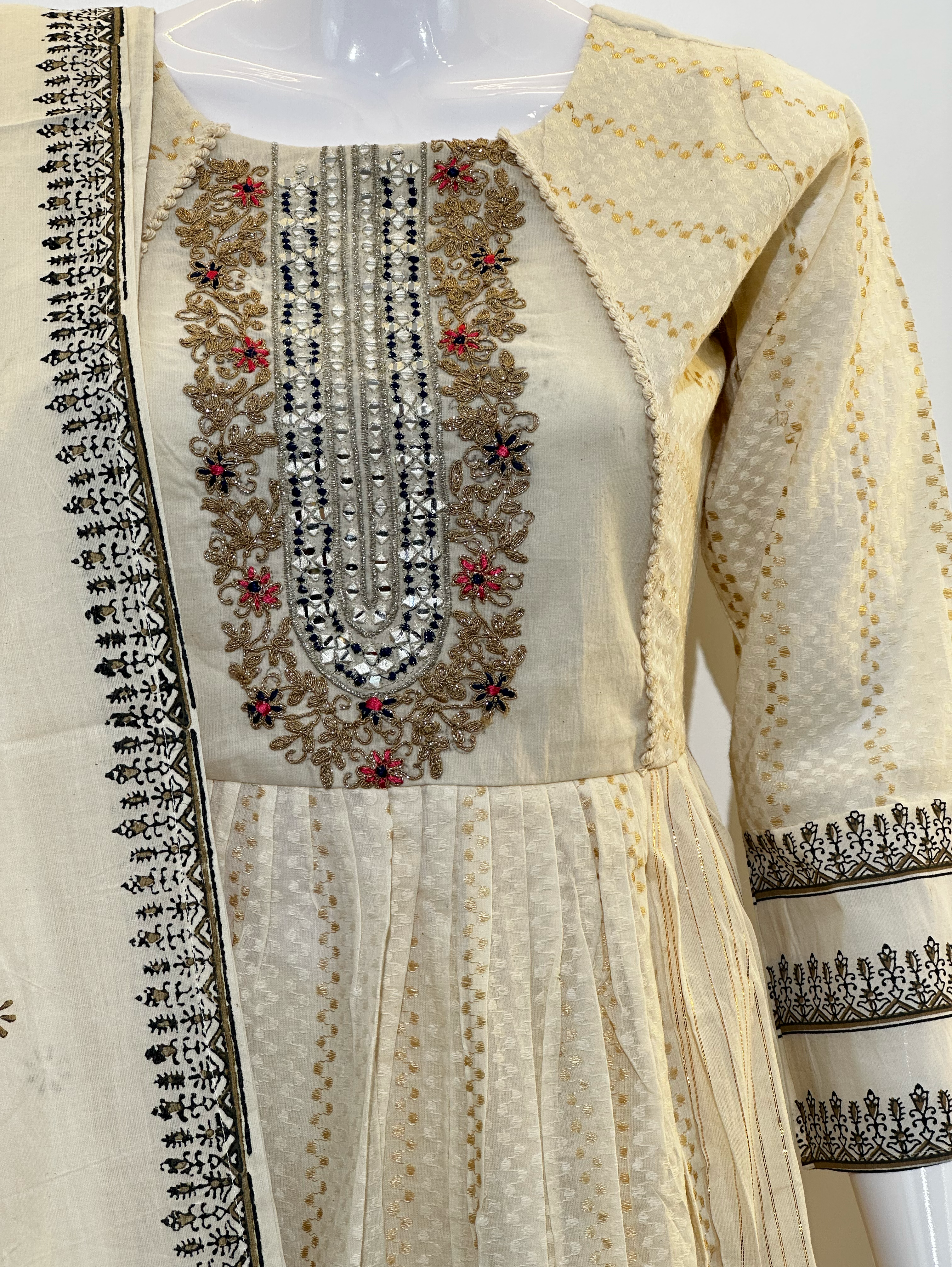 Image of Cotton Embroidery kurti Set - 3 Piece
