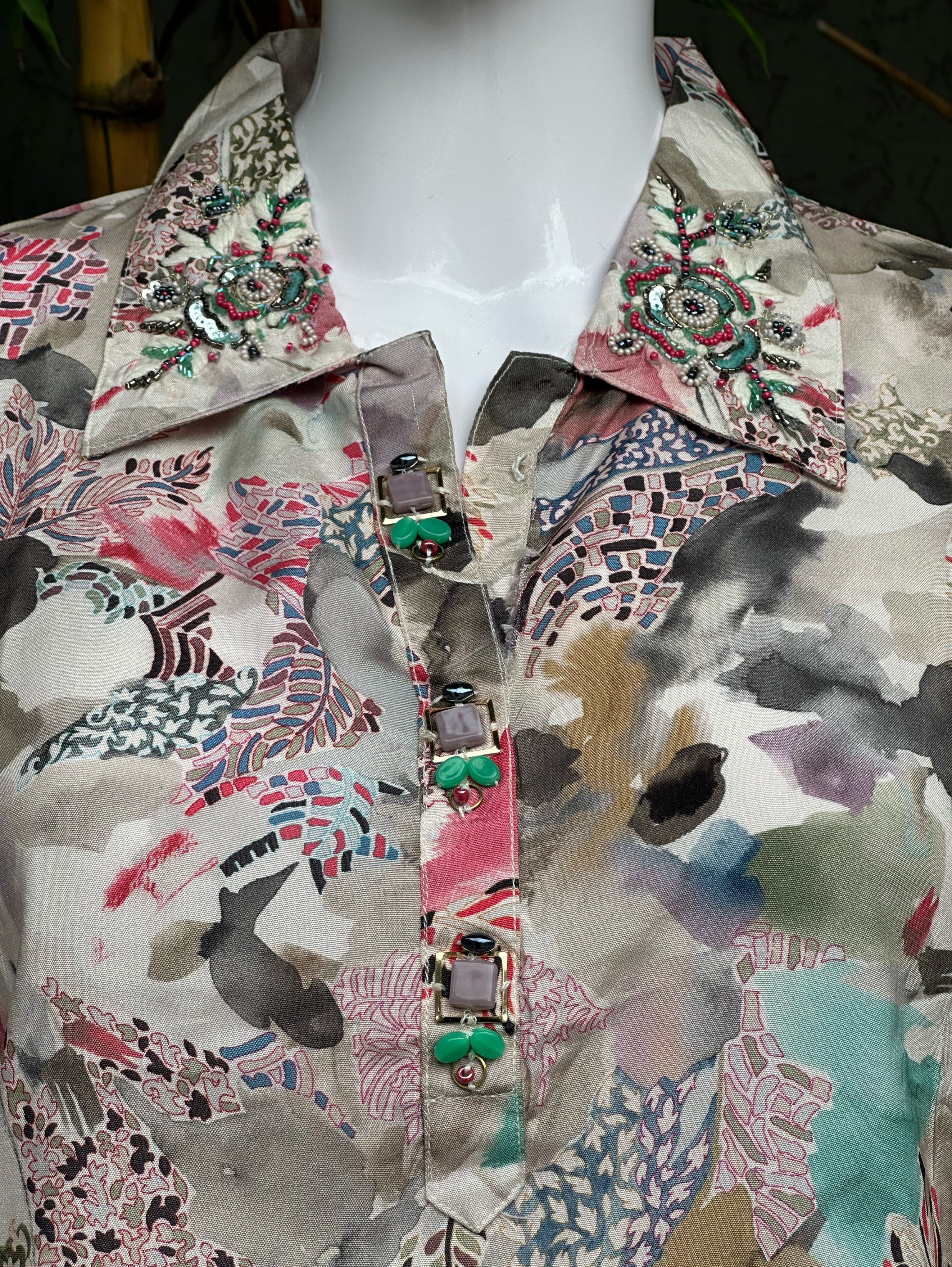 Image of Muslin Collar Hand work & Stand Patti work