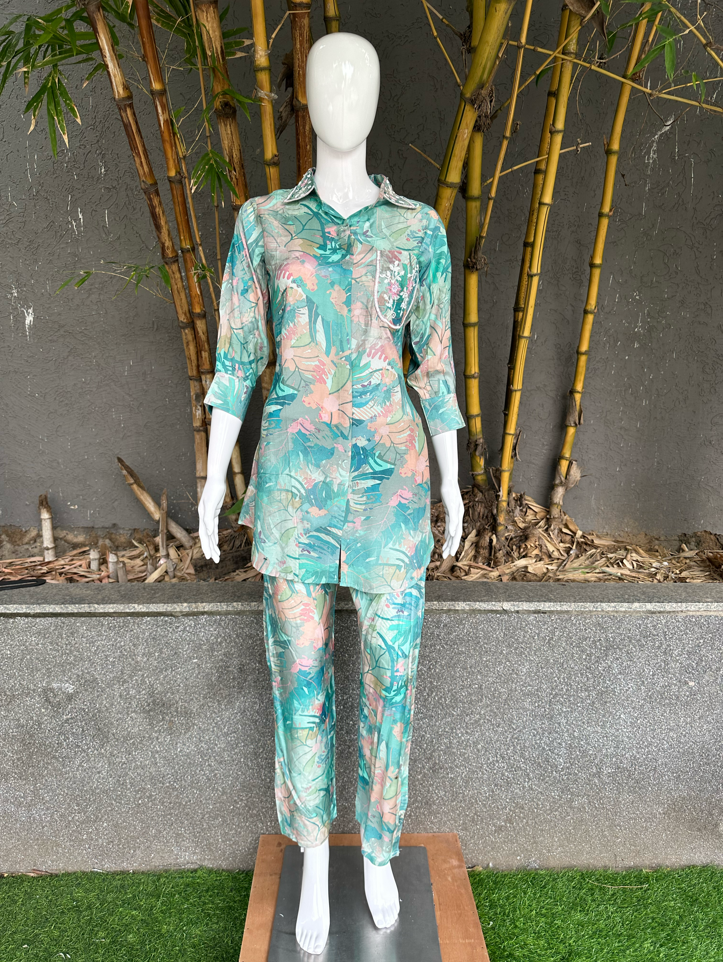 Image of Muslin Flower Print Coord Set with Hand work