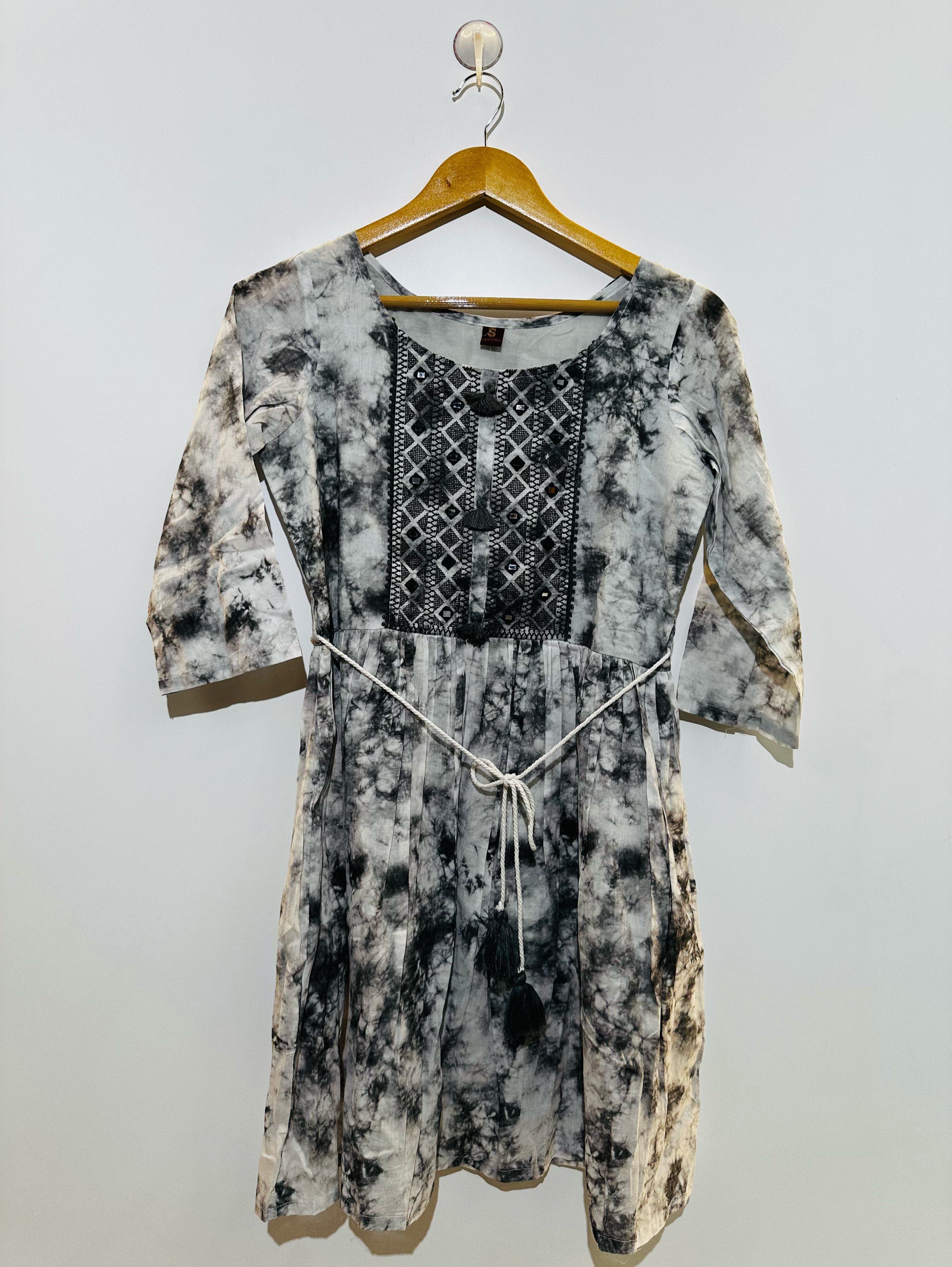 Image of Mull Cotton Tie- Dye Tunics - With Embroidery