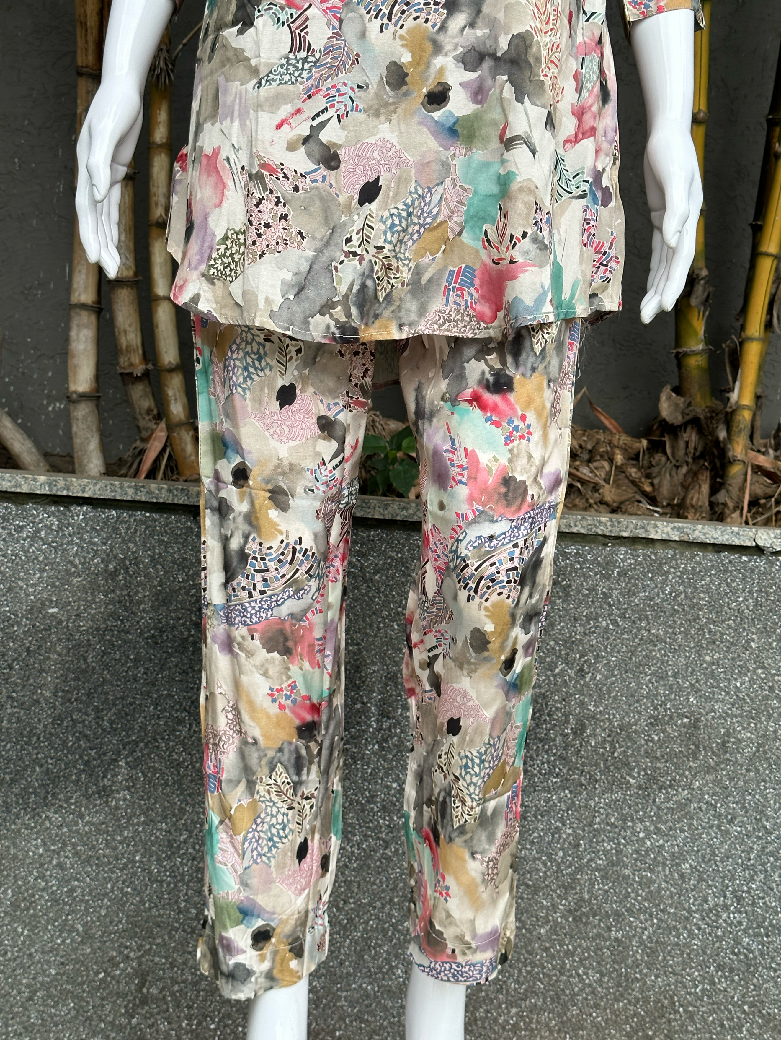 Image of Muslin Collar Hand work & Stand Patti work