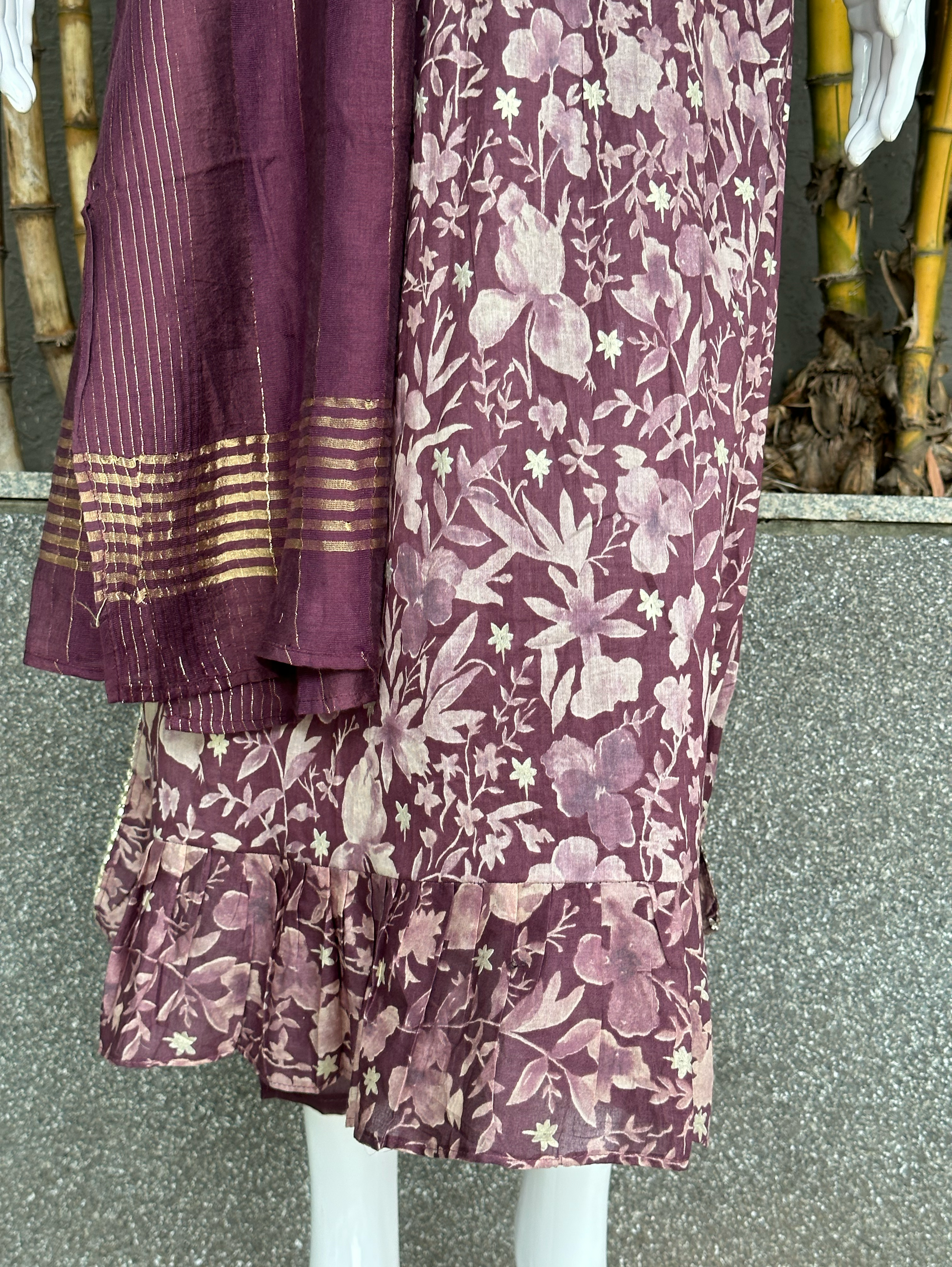 Mull Cotton Naira Embroidery Mirror work Set