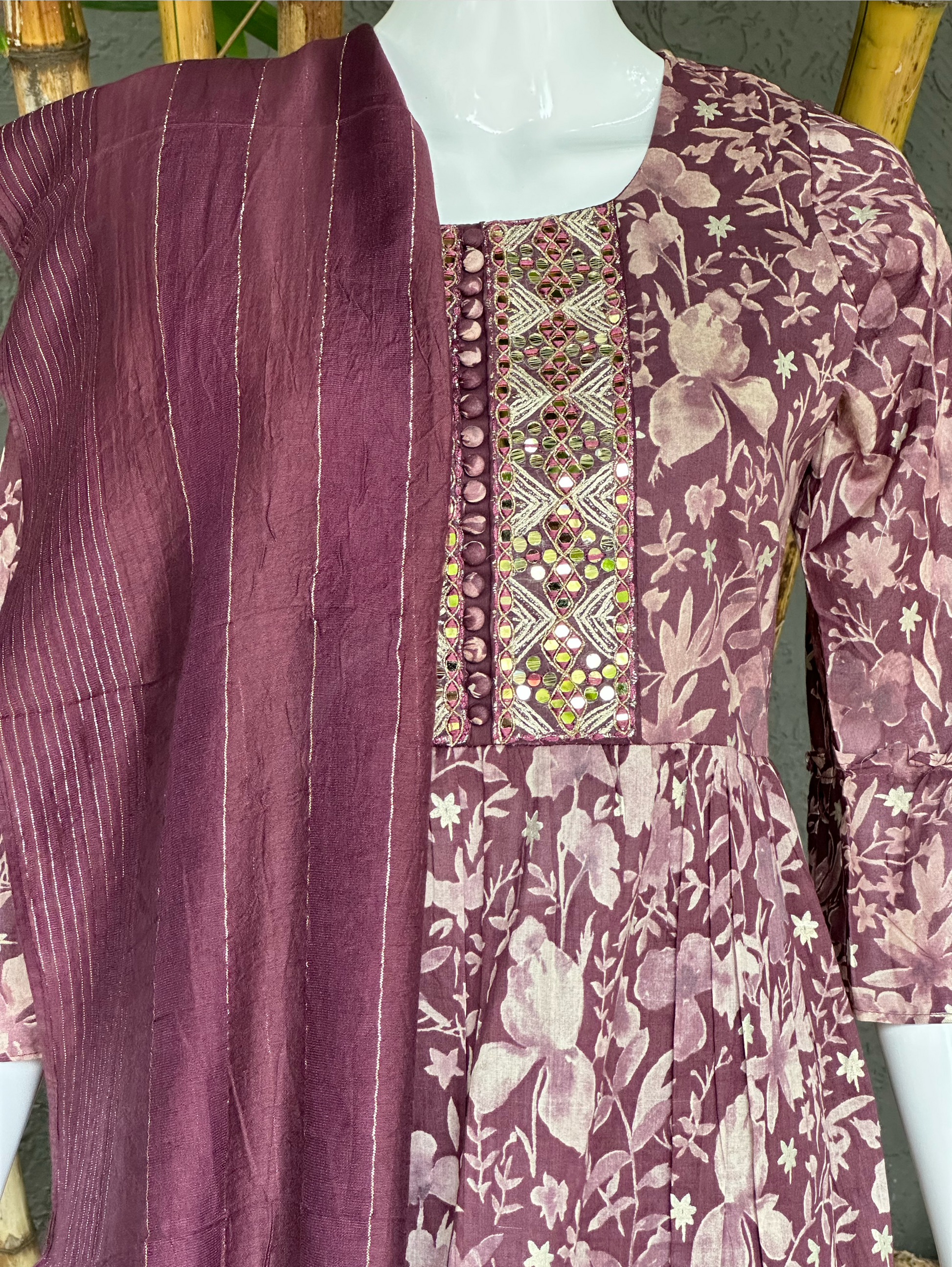 Mull Cotton Naira Embroidery Mirror work Set