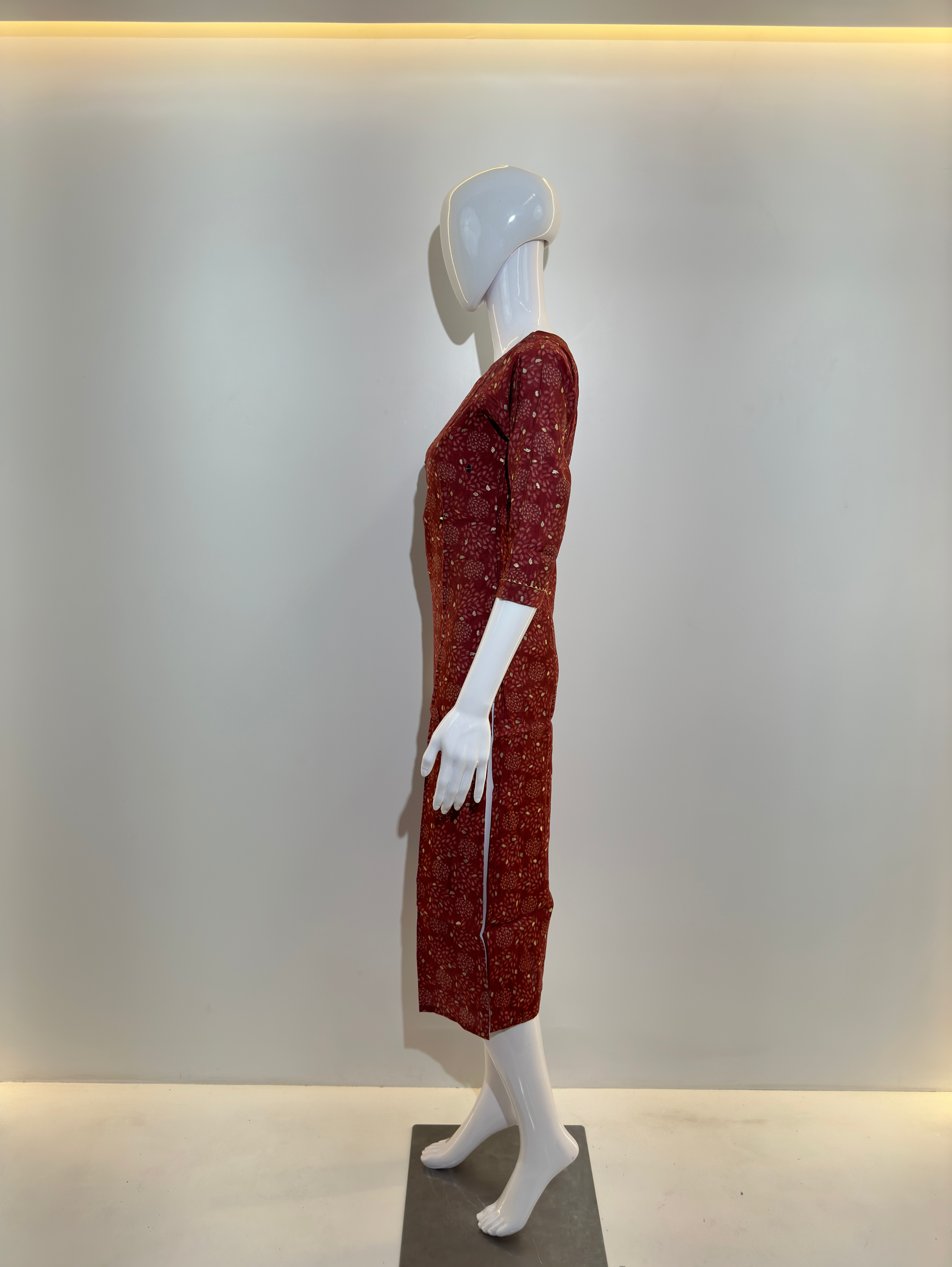 Center Embroidery Muslin Kurti
