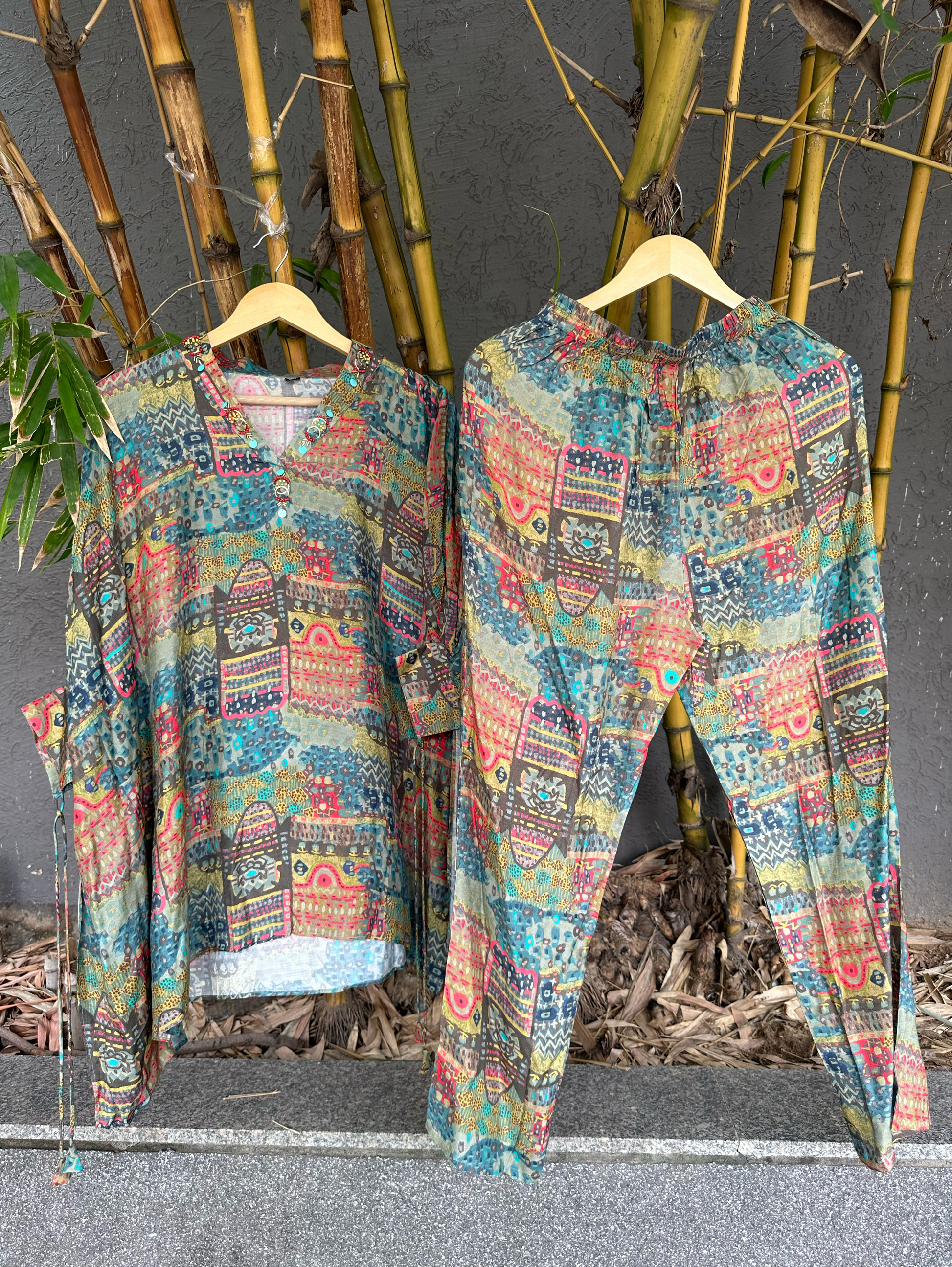 Muslin Kaftan Coord Set with Accessories work