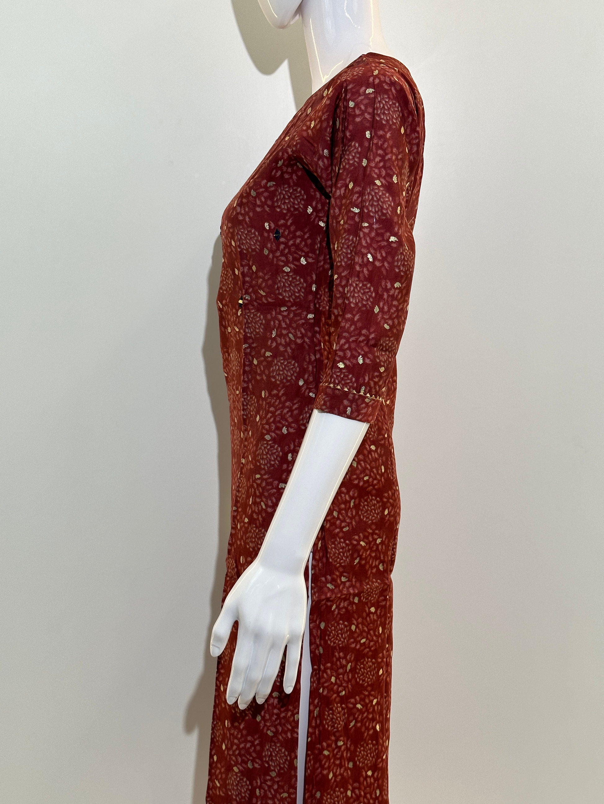 Center Embroidery Muslin Kurti