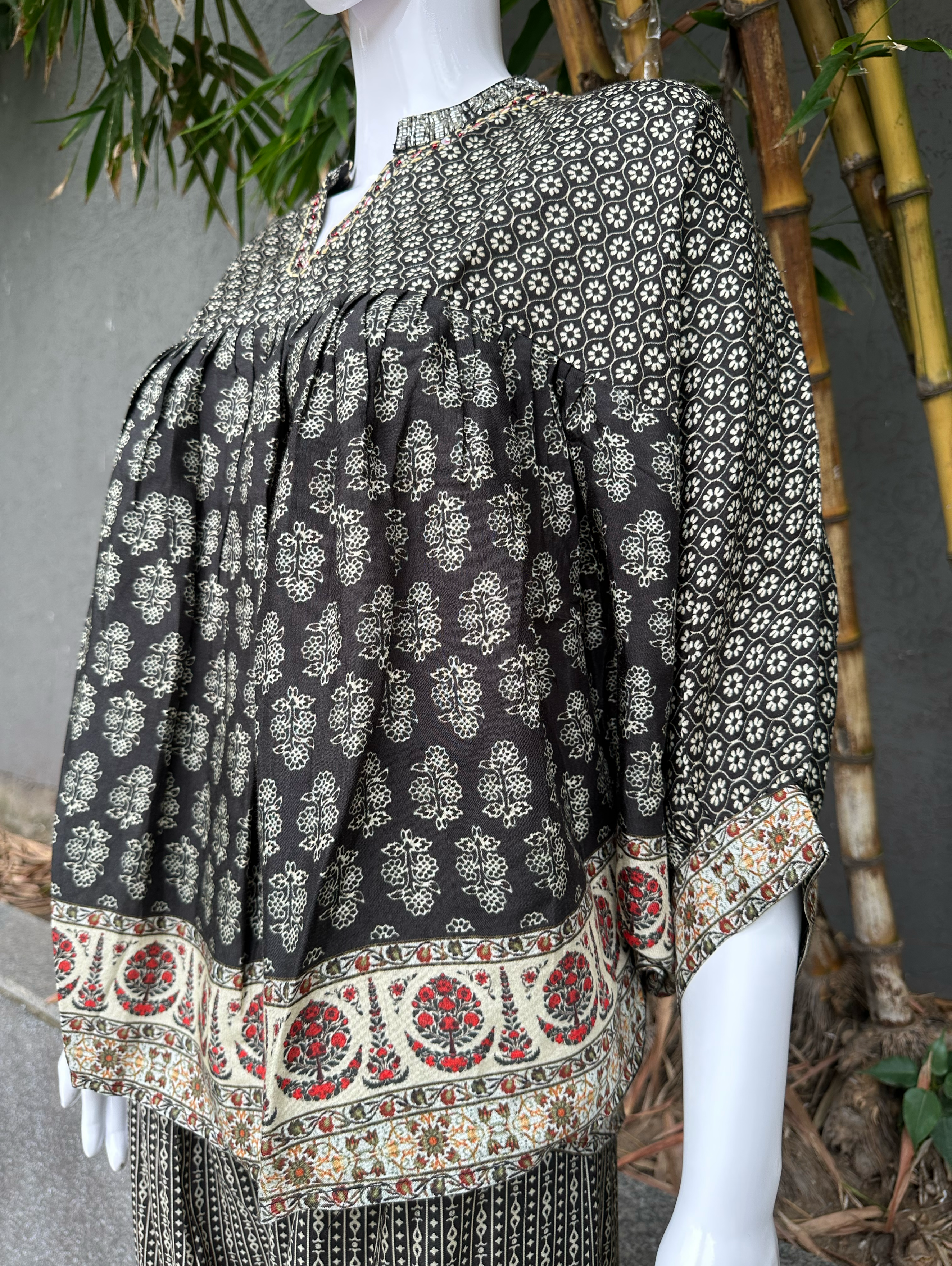 Image of Poncho Style Coords - Black