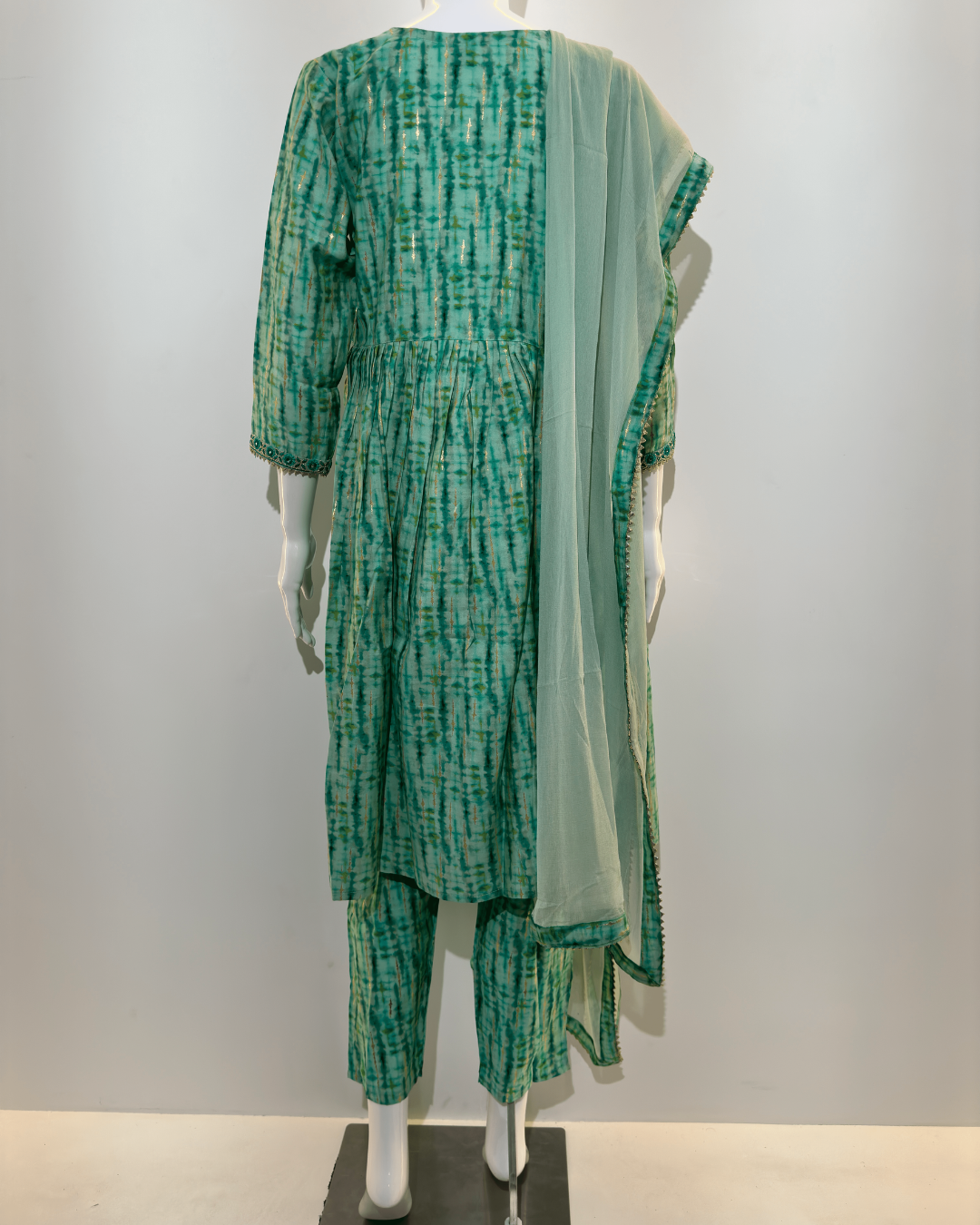 Image of Alia Cut Muslin Kurti Set- 3 Piece