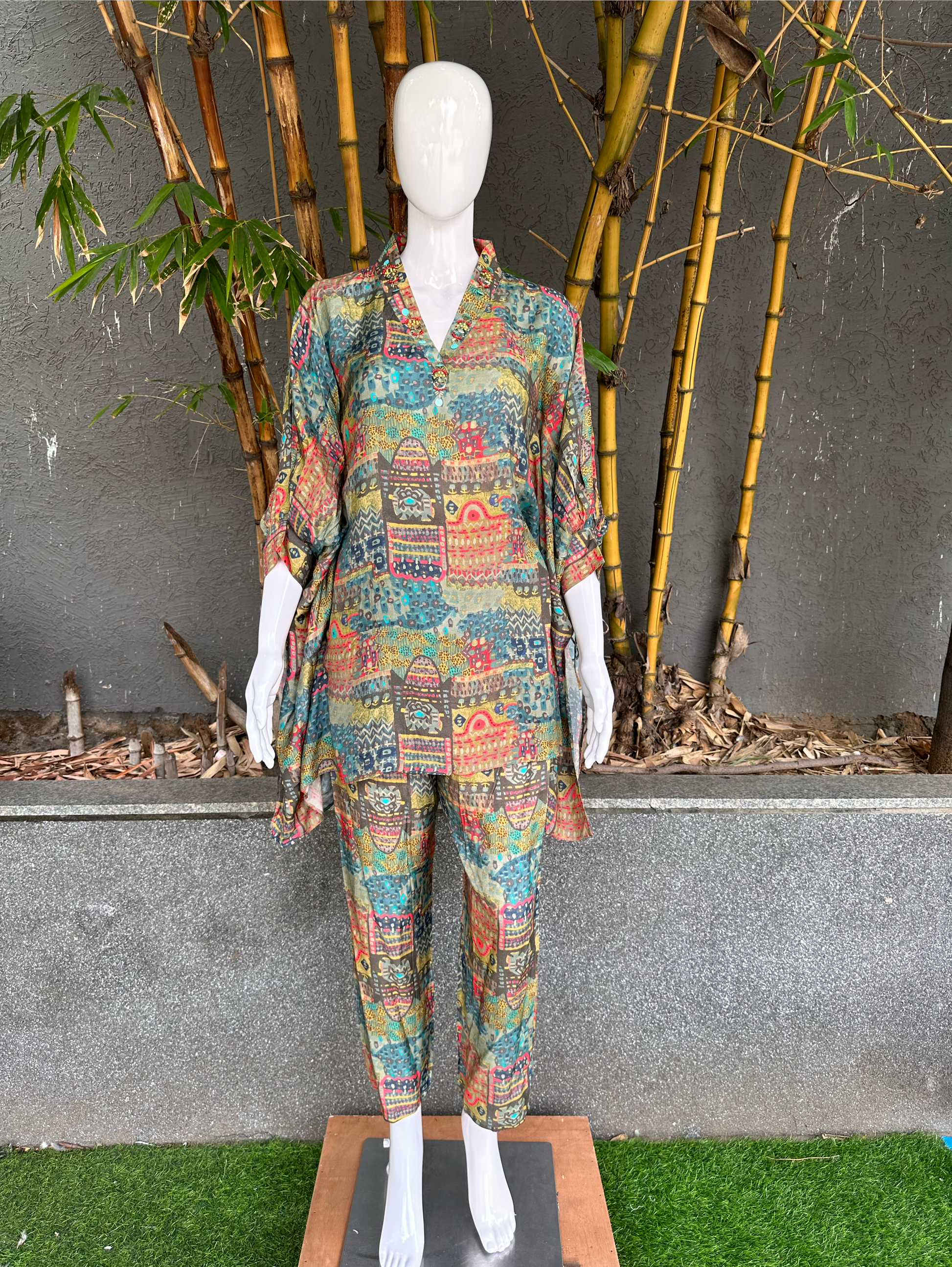 Muslin Kaftan Coord Set with Accessories work