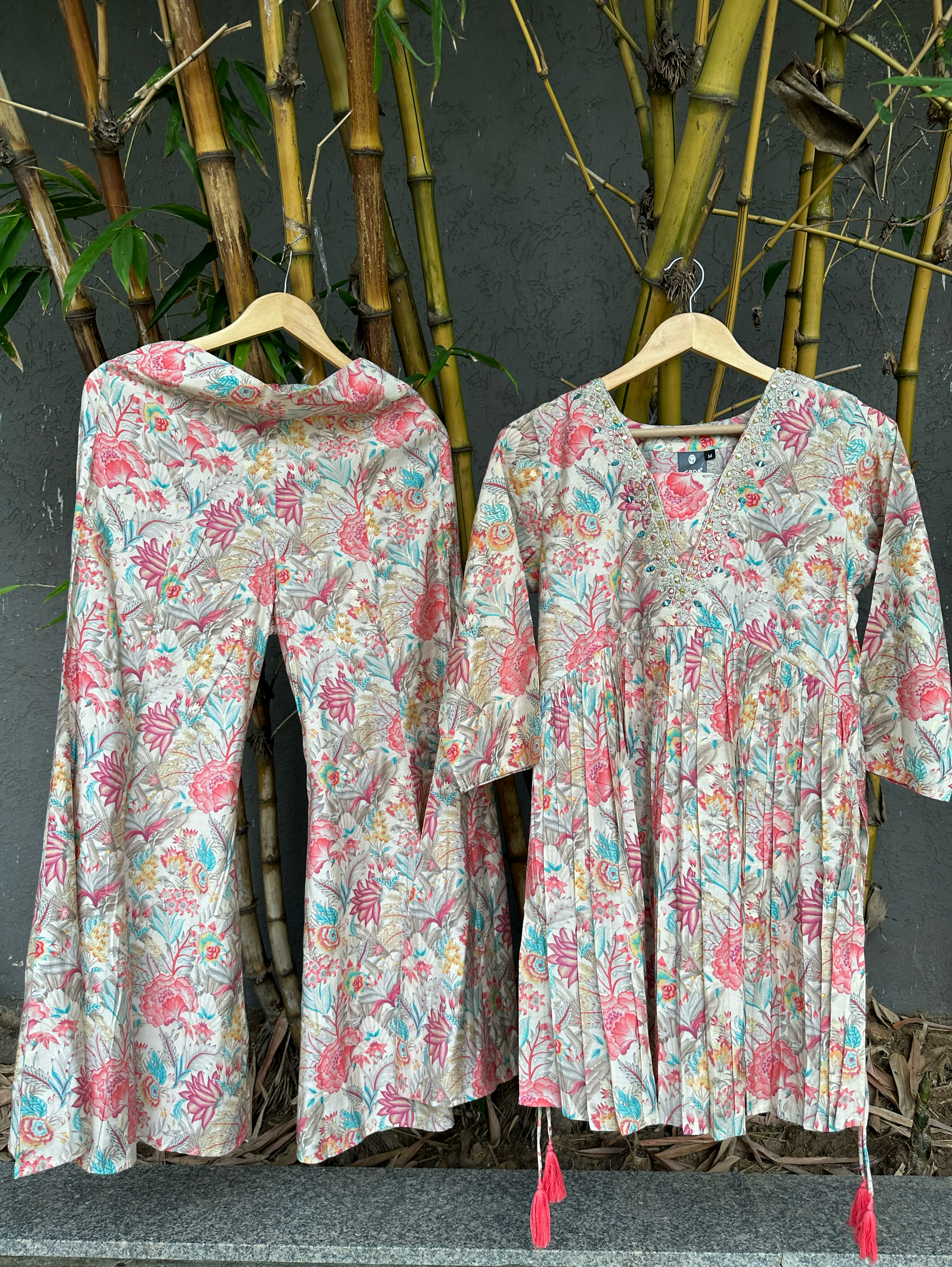 Muslin Flower Print V Neck Mirror coords