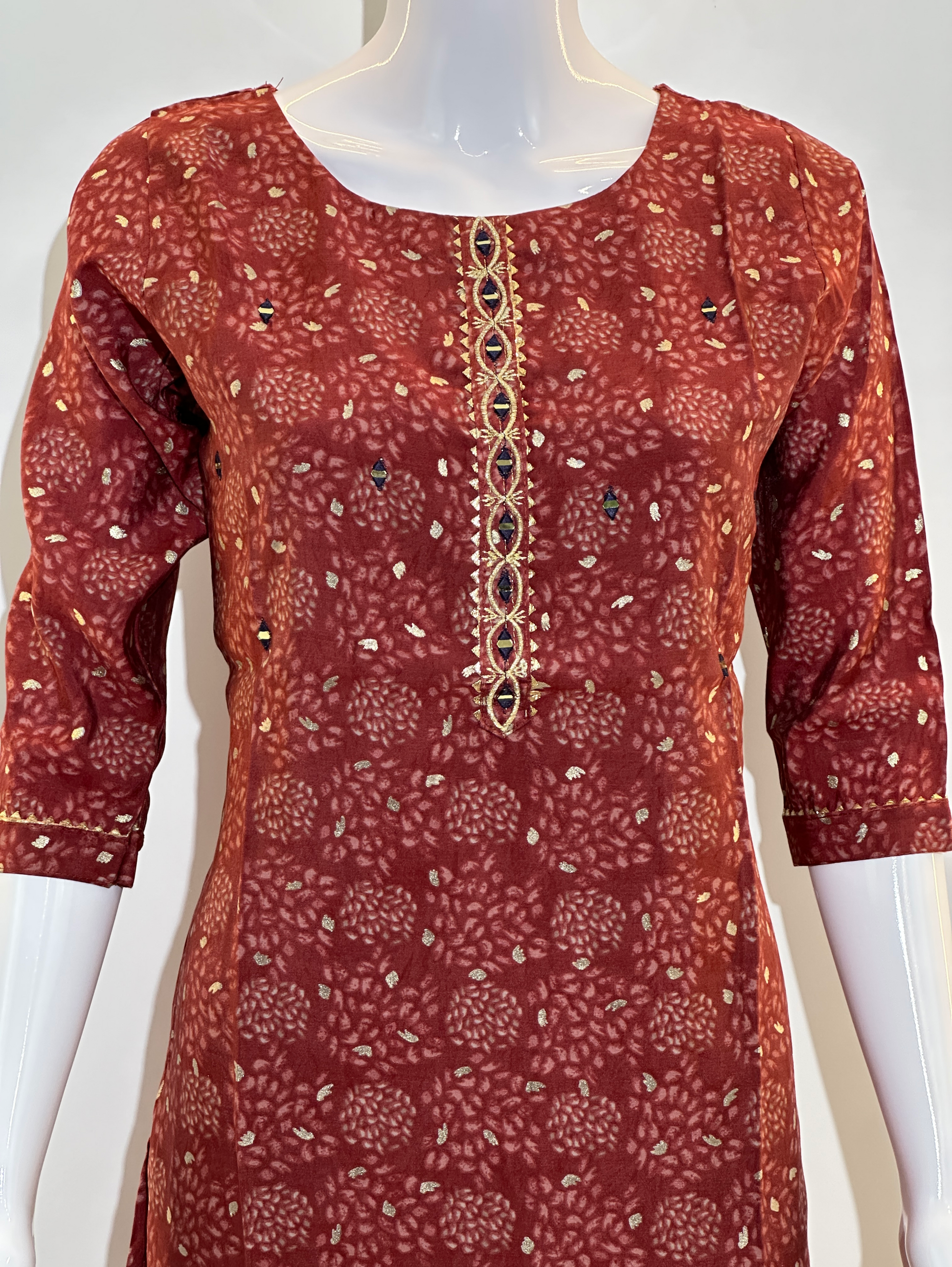 Center Embroidery Muslin Kurti