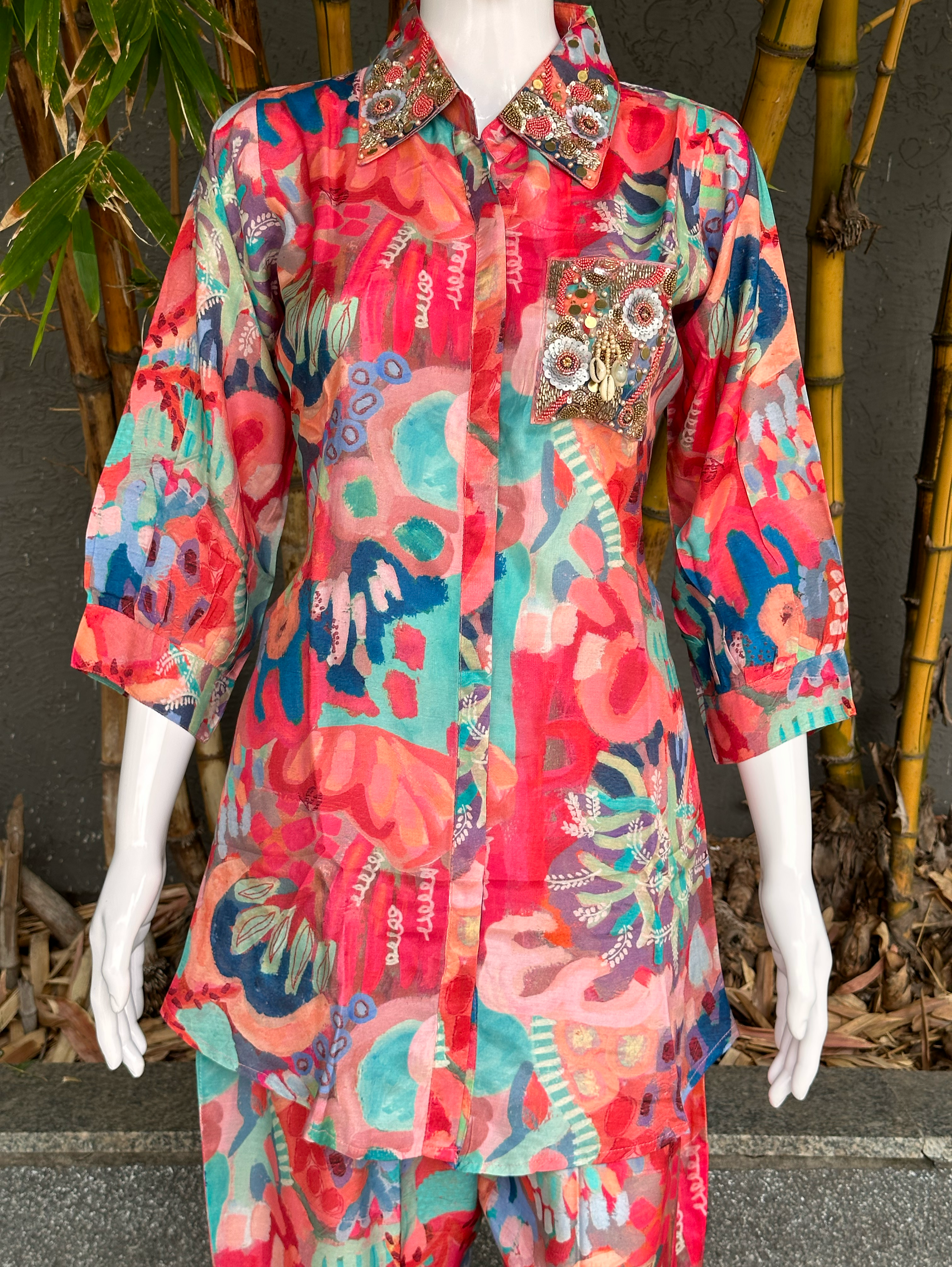 Image of Muslin Coord Set with Collar & Pocket Hand Work