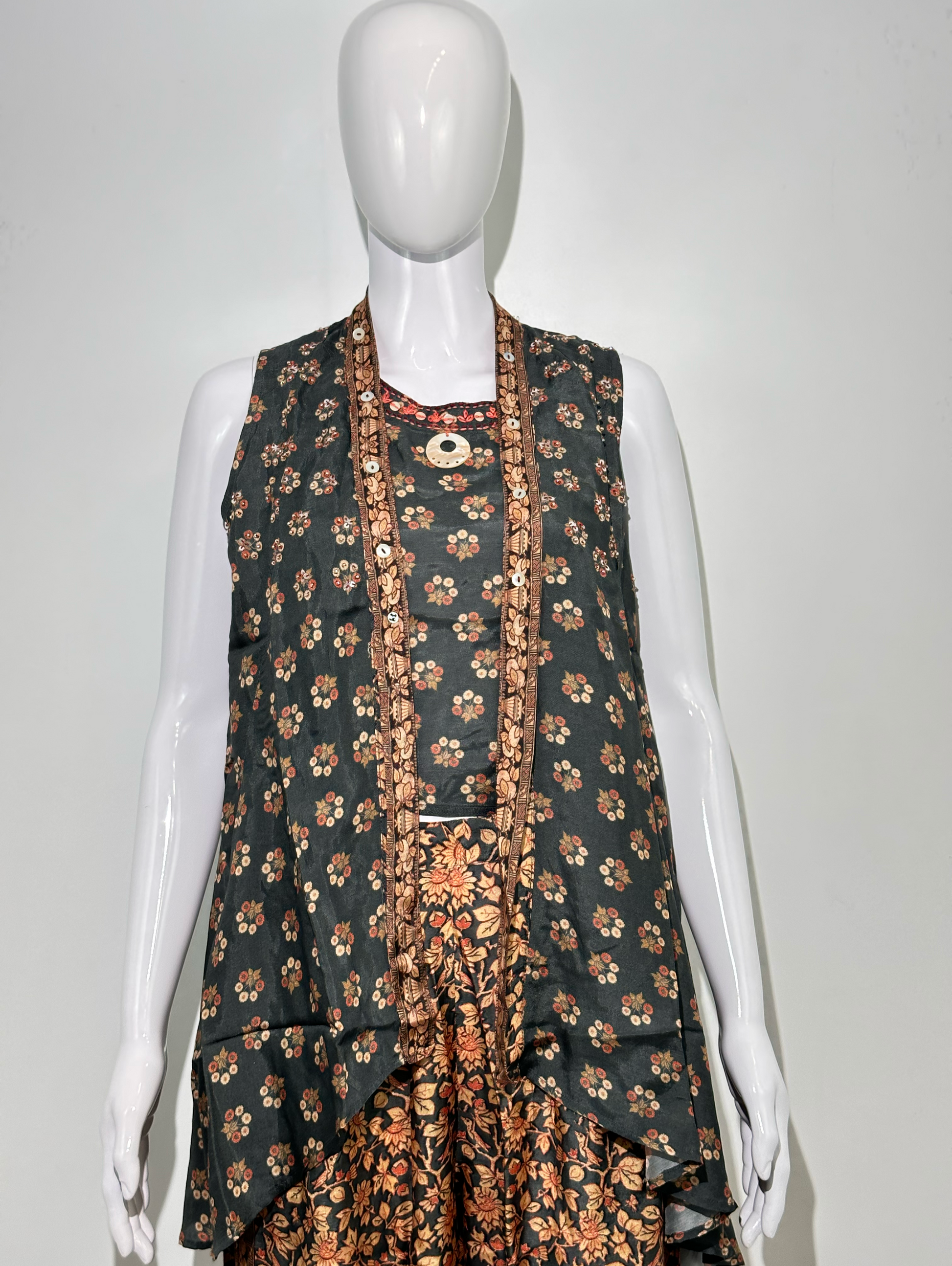 Muslin Print with Thread Sequence work - Attached Jacket