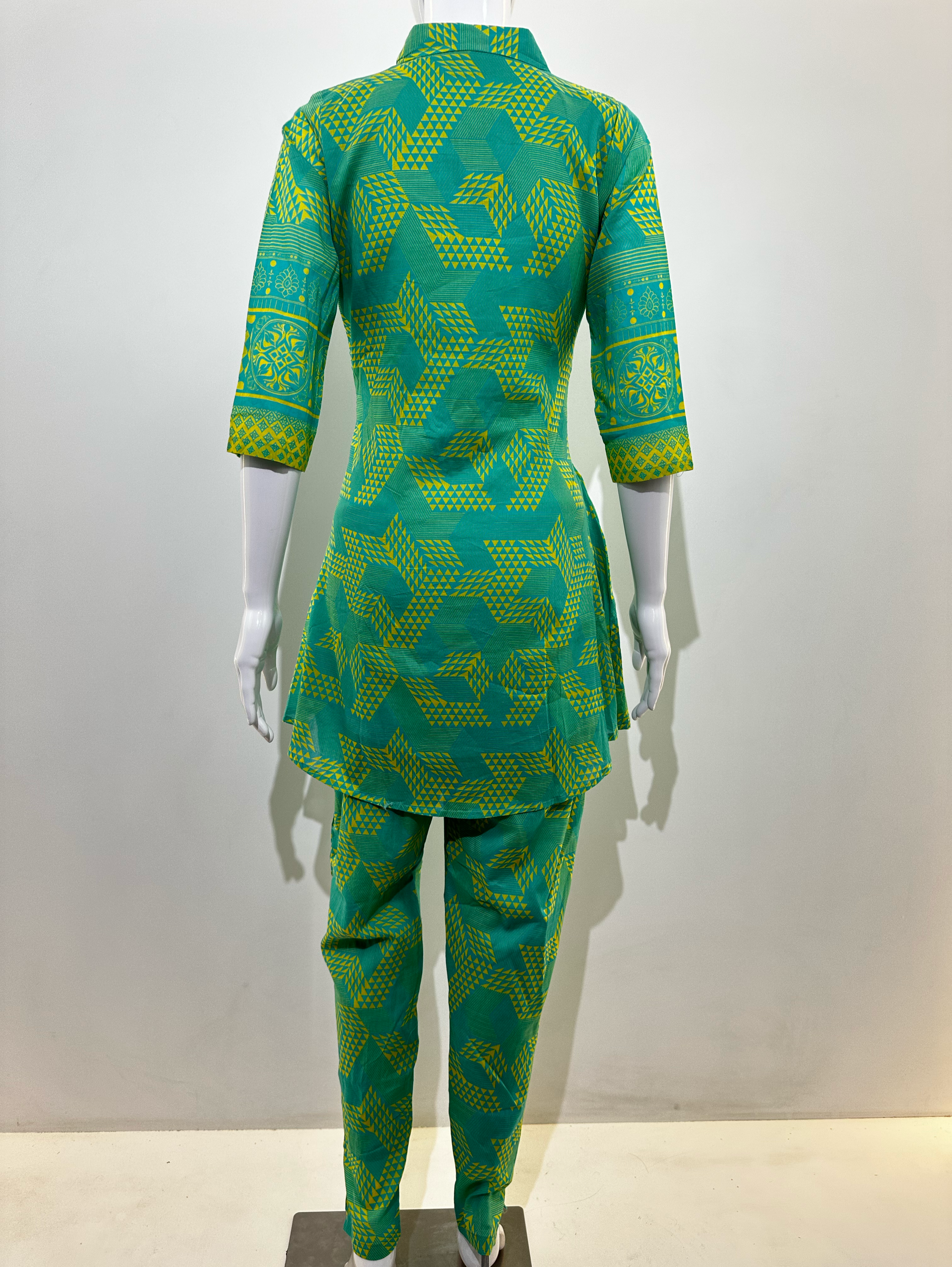 Image of Green Pattern Embroidery Coord Set