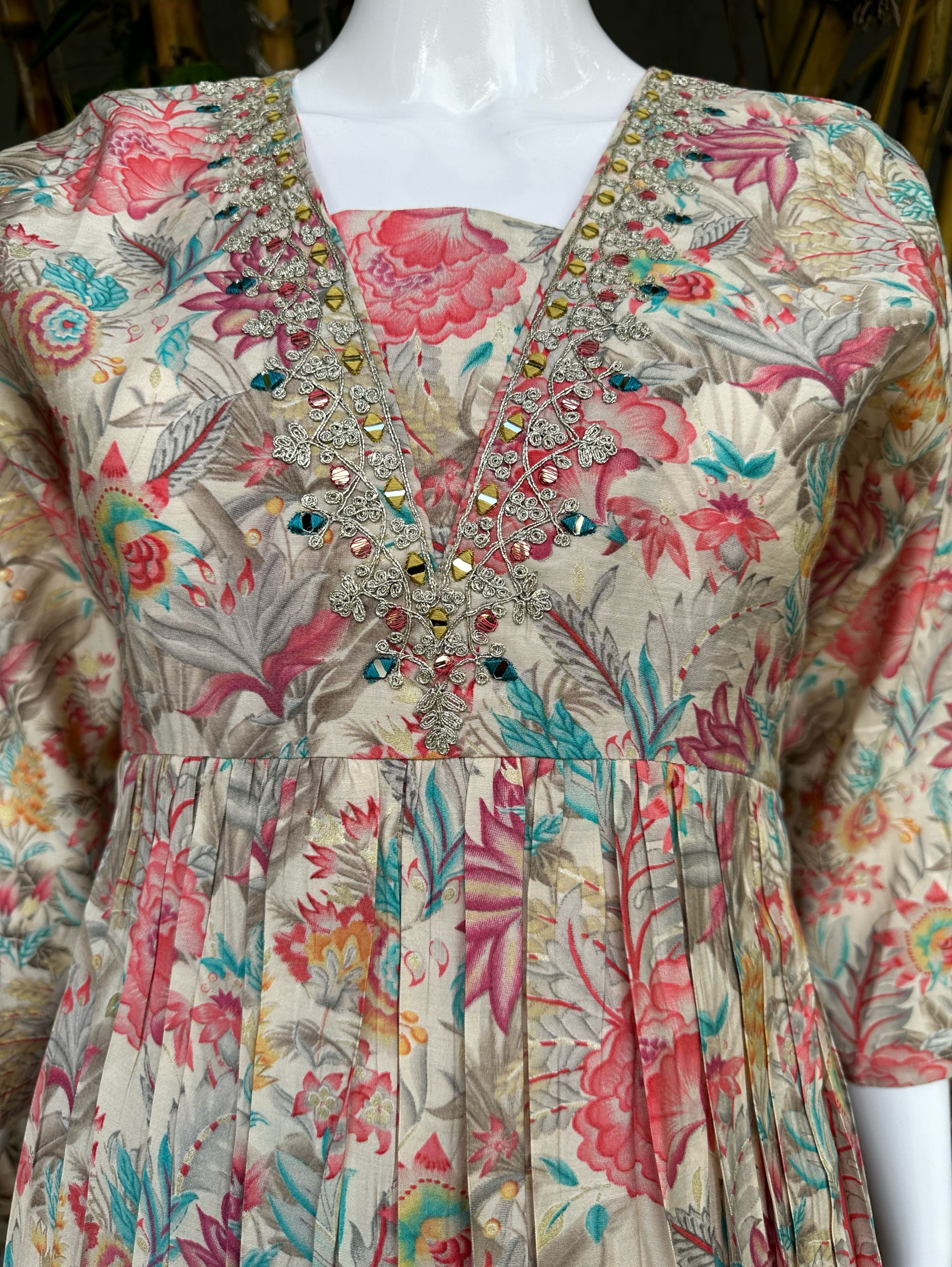 Image of Muslin Flower Print V Neck Mirror coords