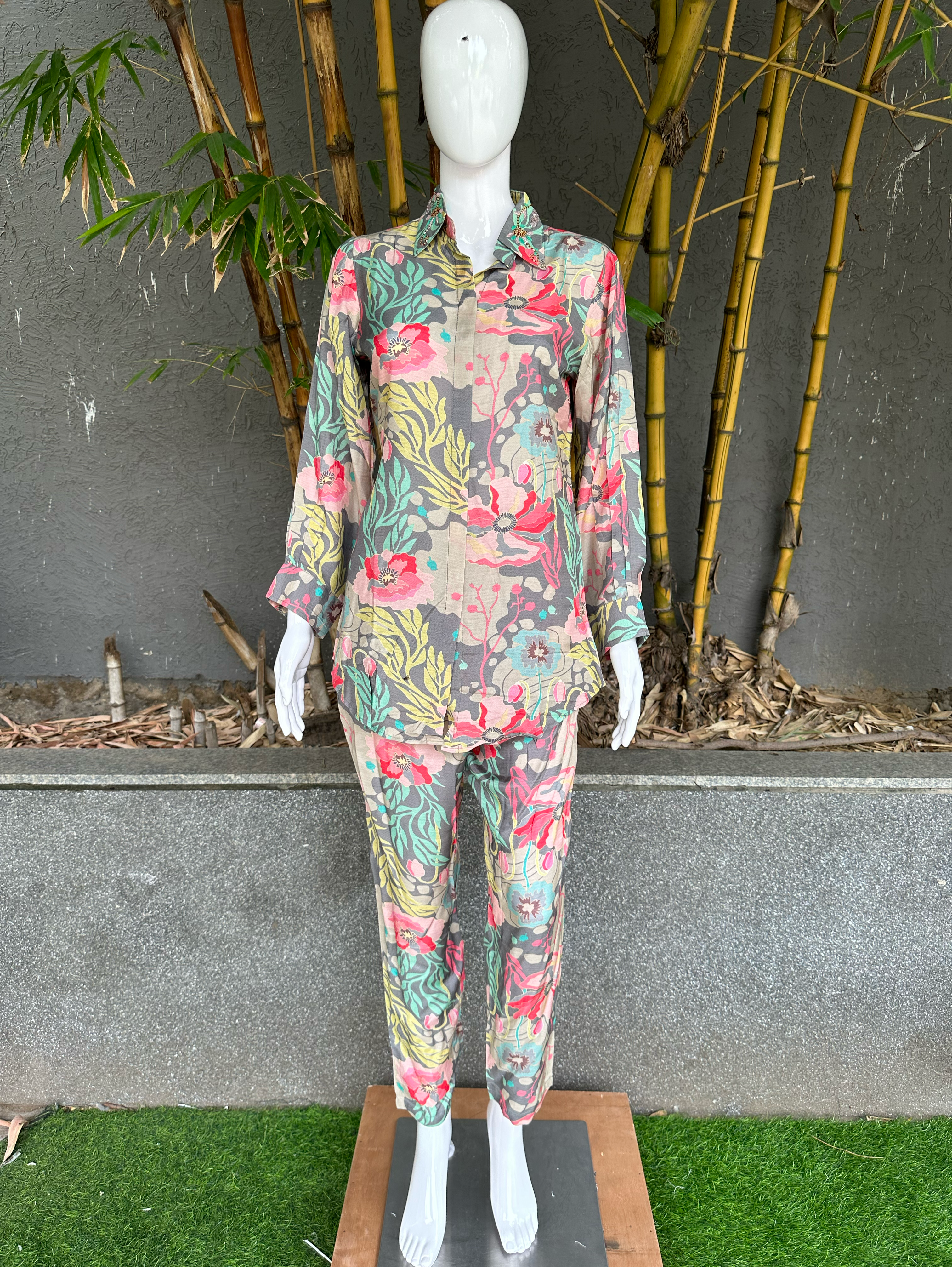Image of Muslin Flower Print Coord Set with Hand work