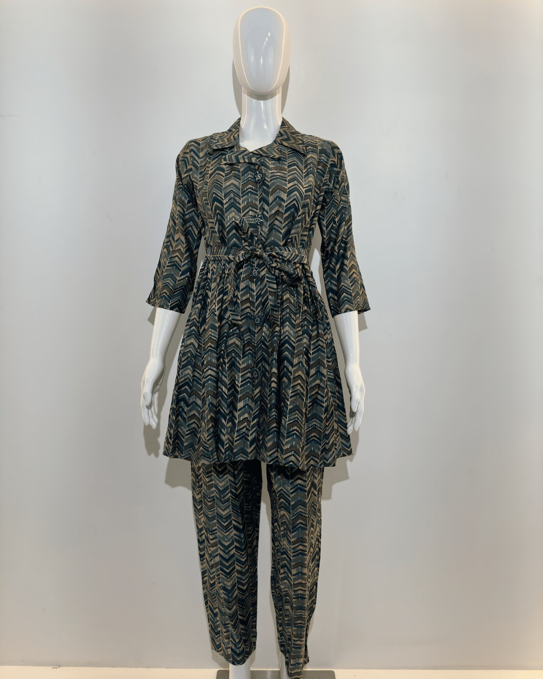 Image of Muslin Pattern Work Coord Set - 2 piece