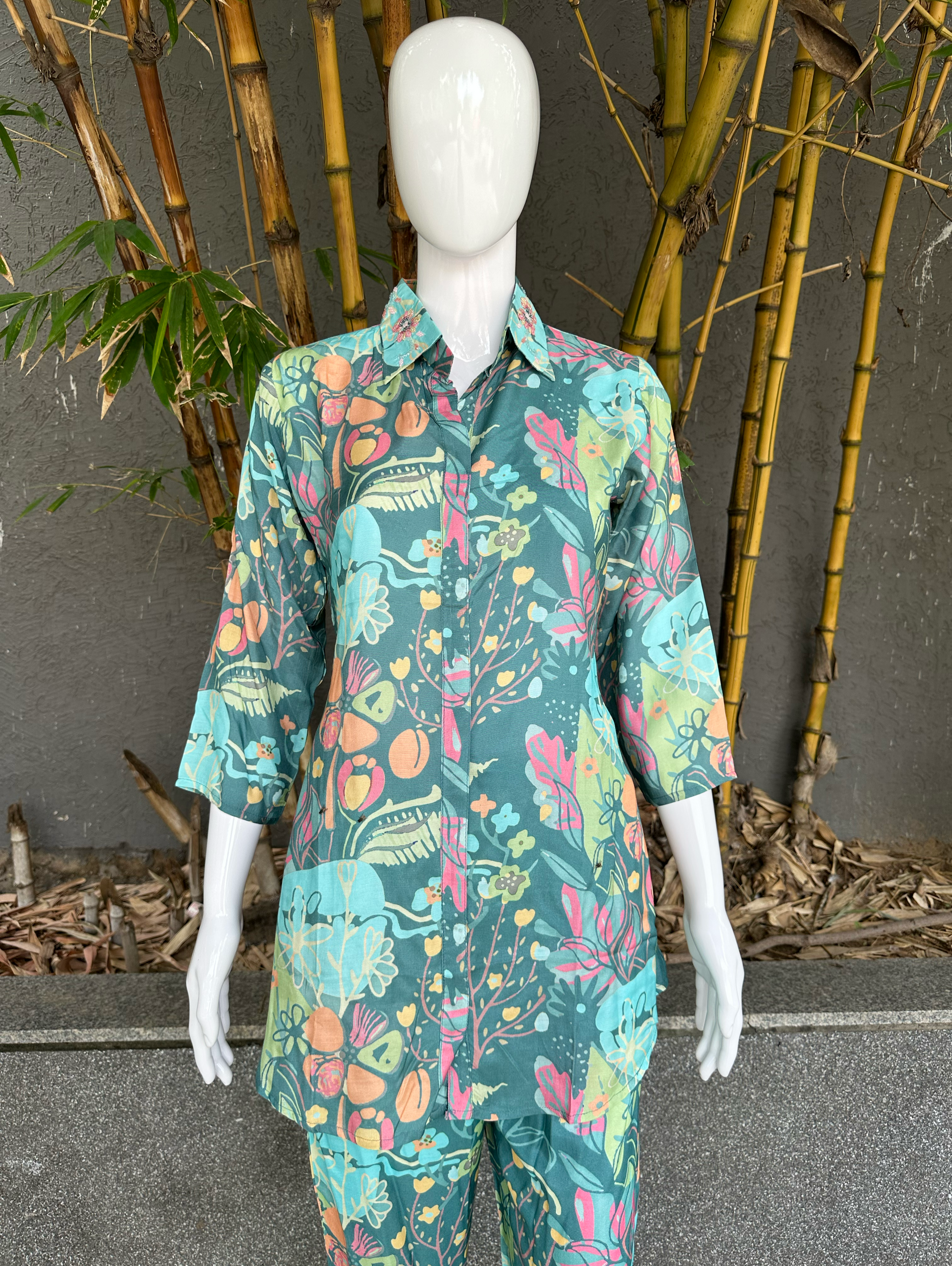Muslin with Collar and Pocket Embroidery Coords