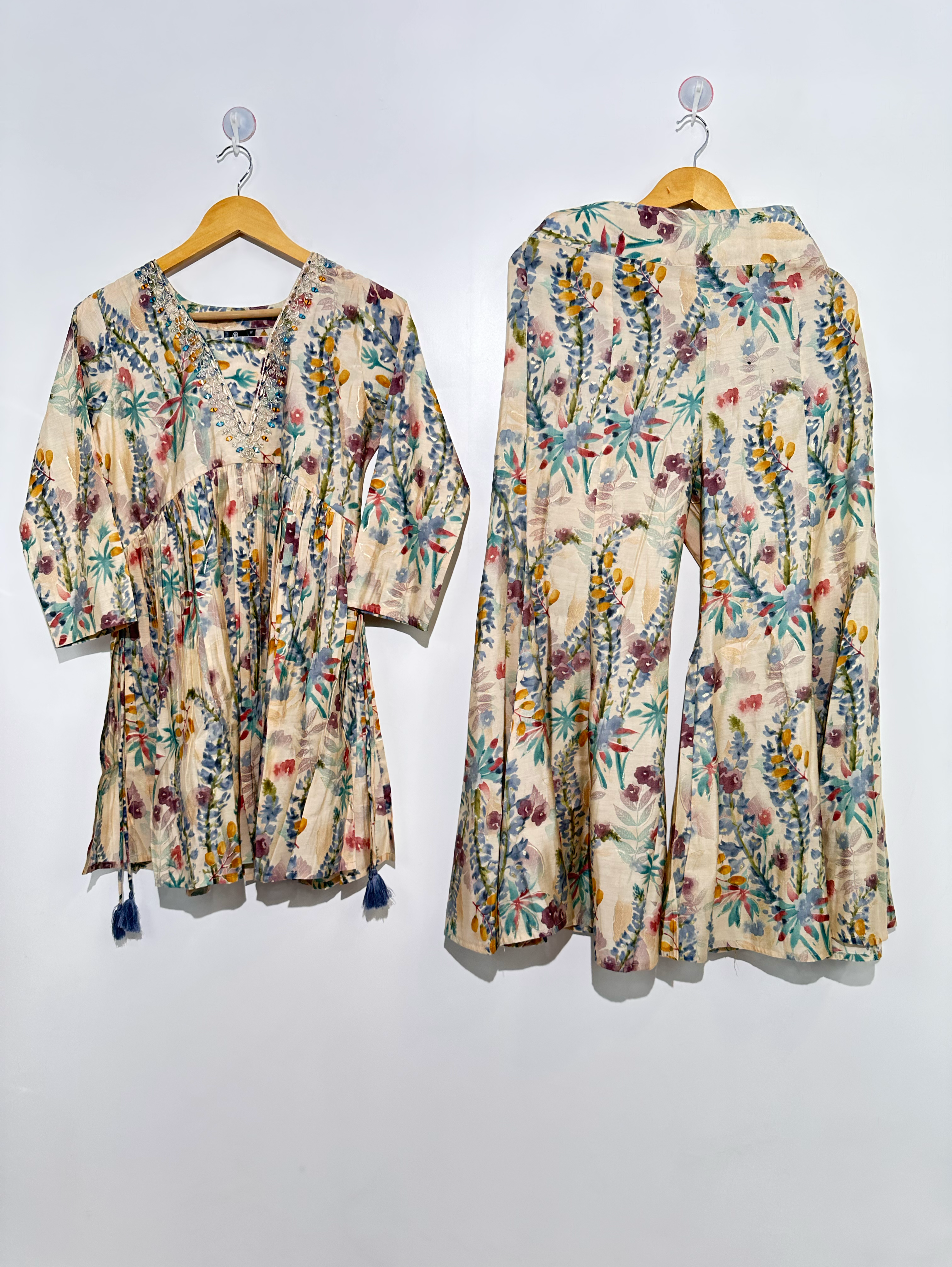 Image of Alia Cut Bell Bottom Coords - Muslin 2 Piece