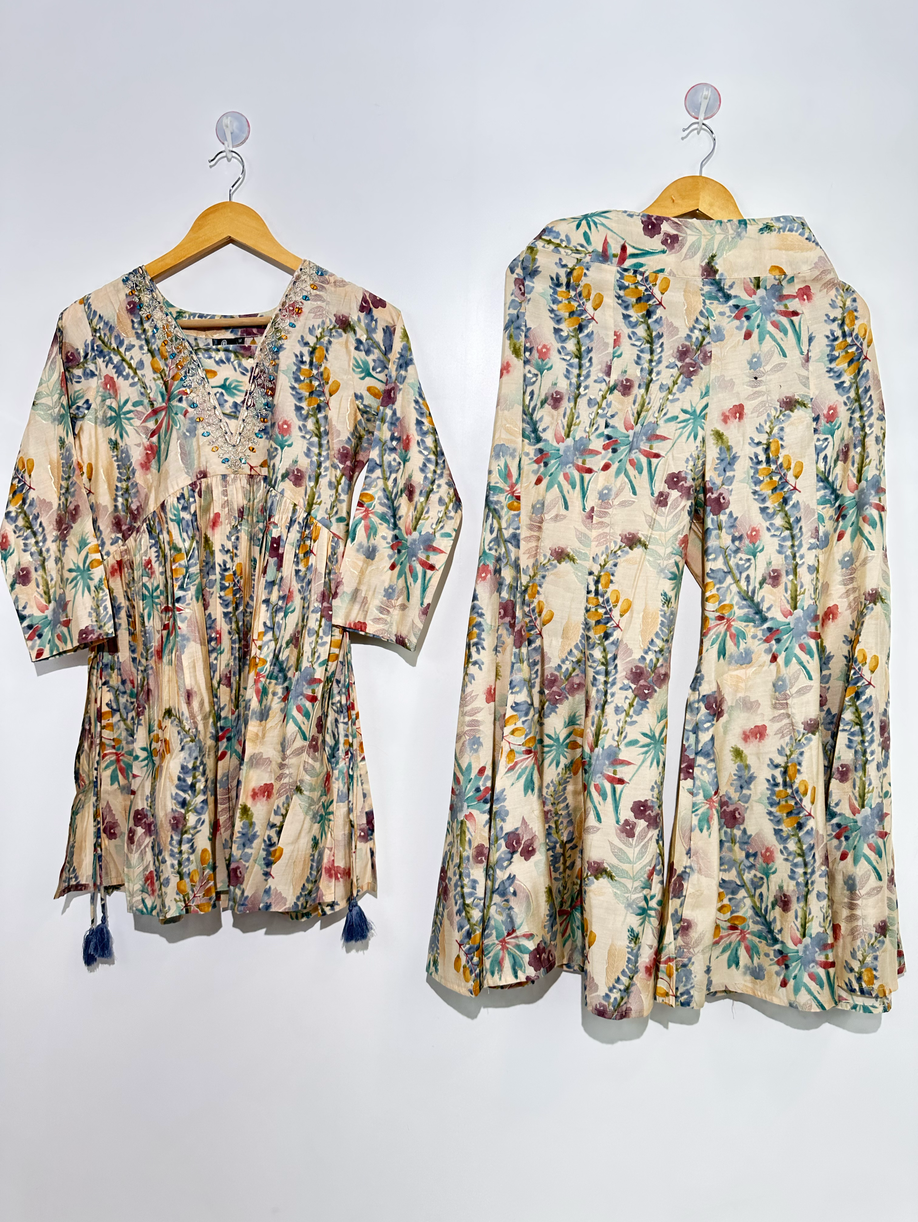 Image of Alia Cut Bell Bottom Coords - Muslin 2 Piece