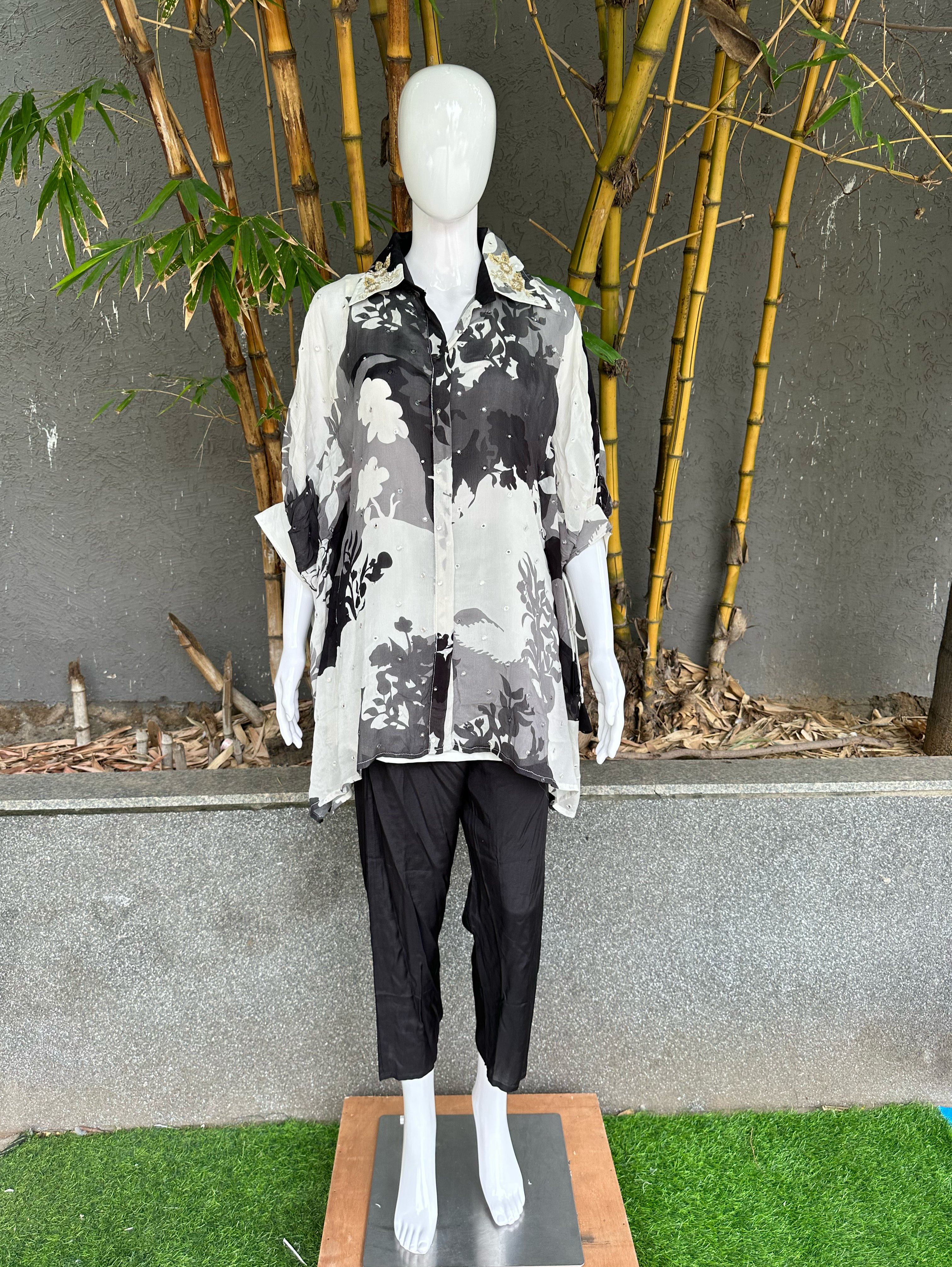 Image of The Kaftan Mirror Embroidary Coords Set - 3 Piece