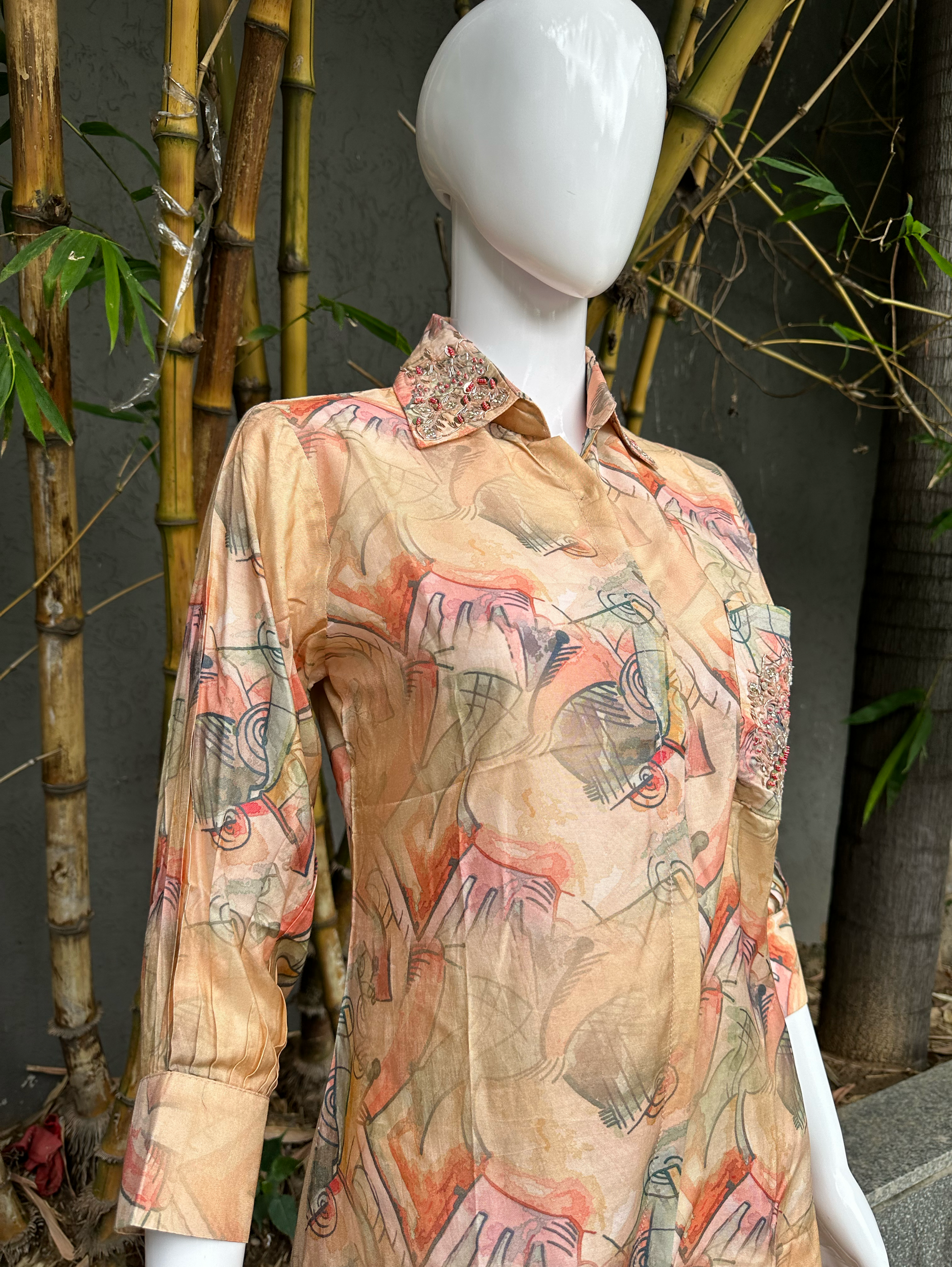 Muslin with Collar & Pocket Hand work