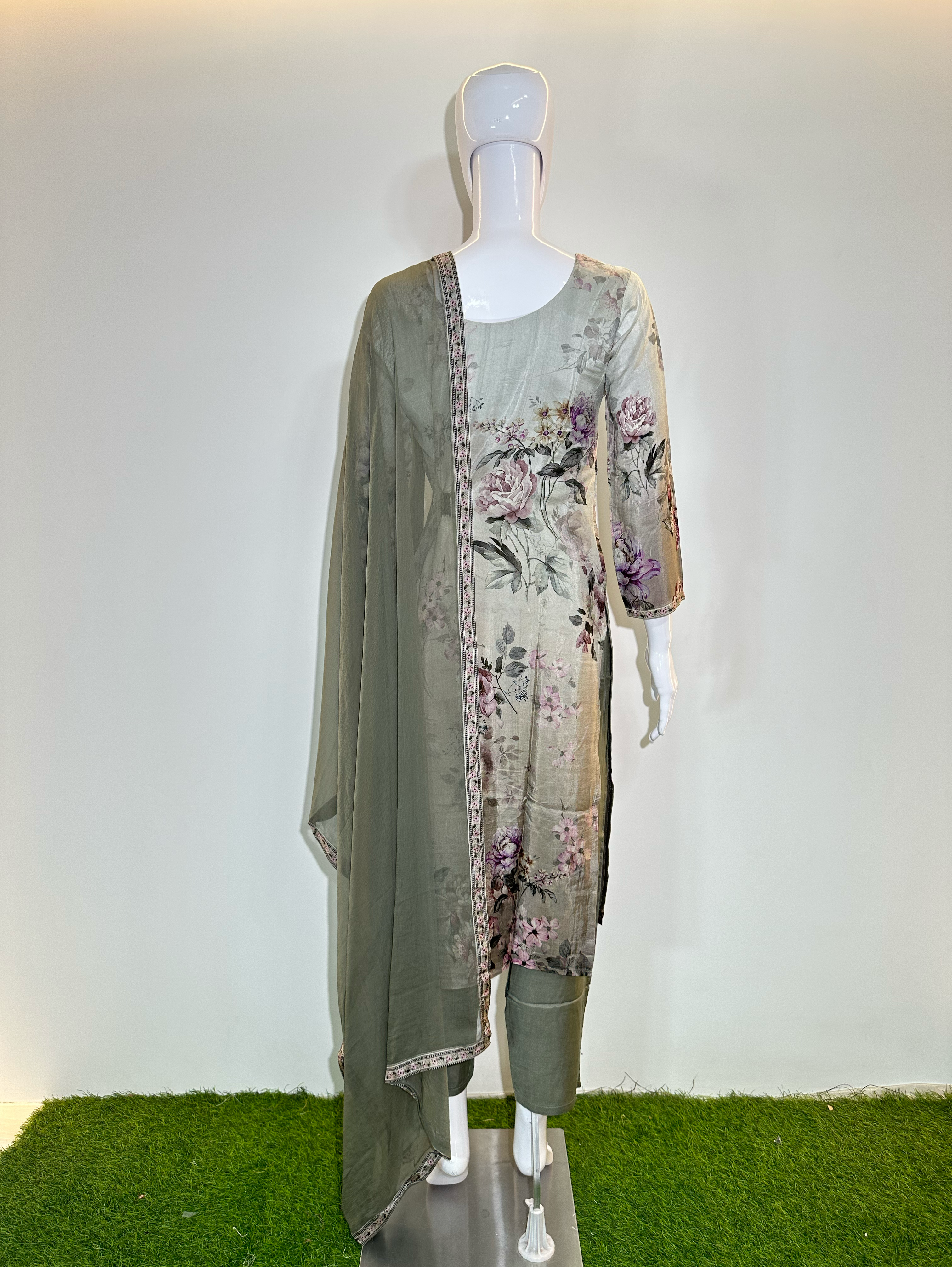 Pure Crepe with work Kurti Set