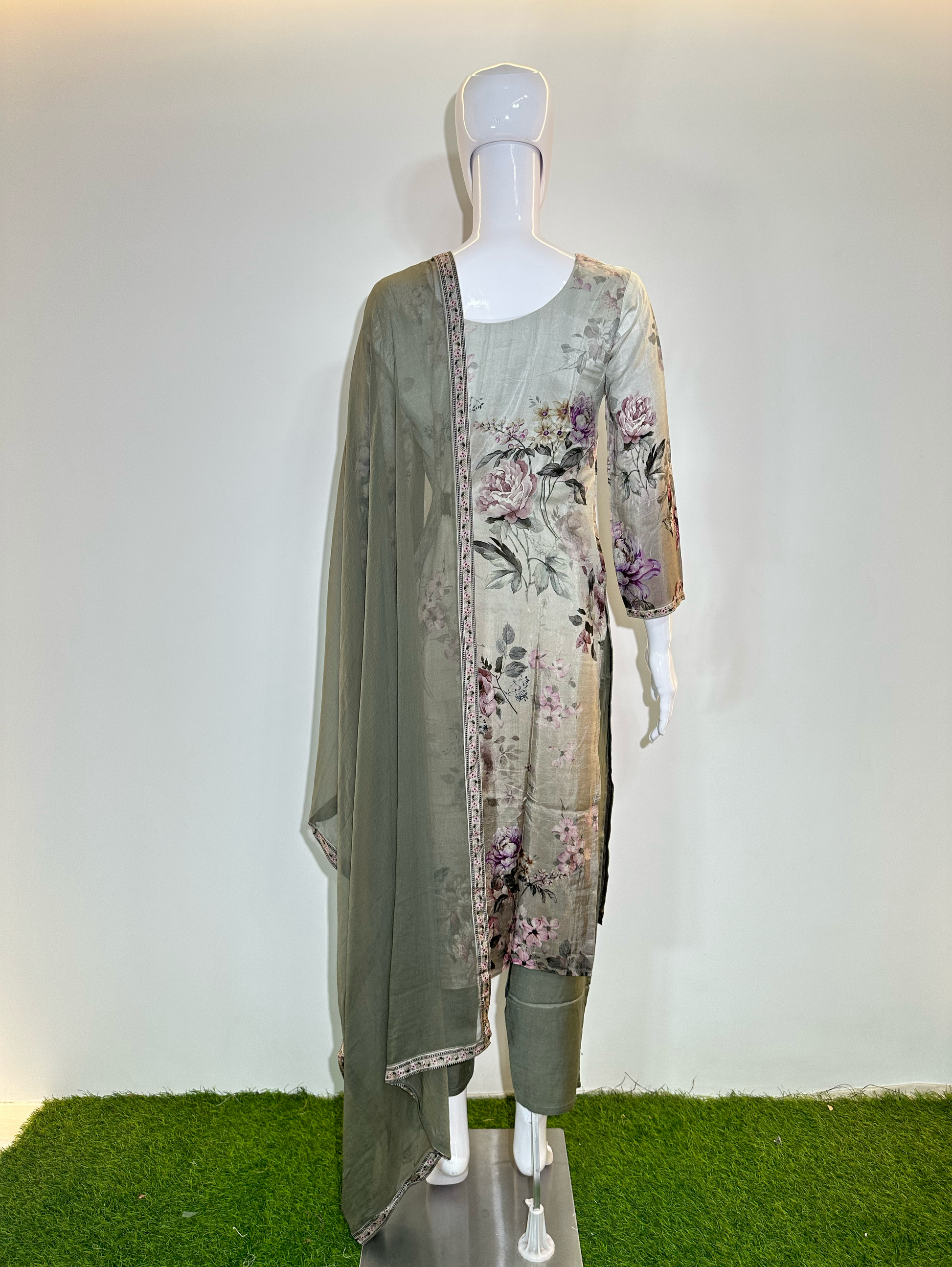 Pure Crepe with work Kurti Set