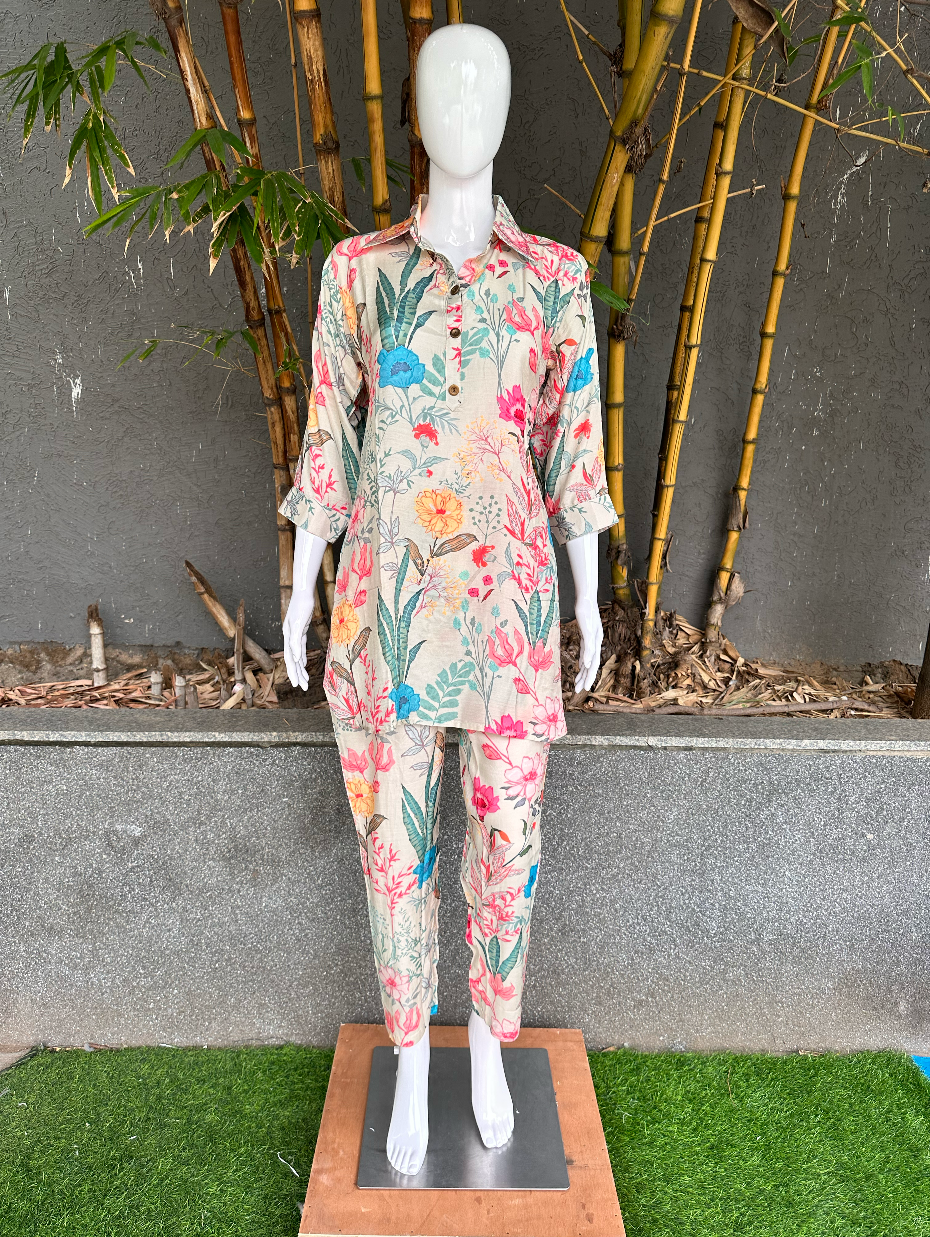 Image of Muslin Flower Print Coord Set with Hand work