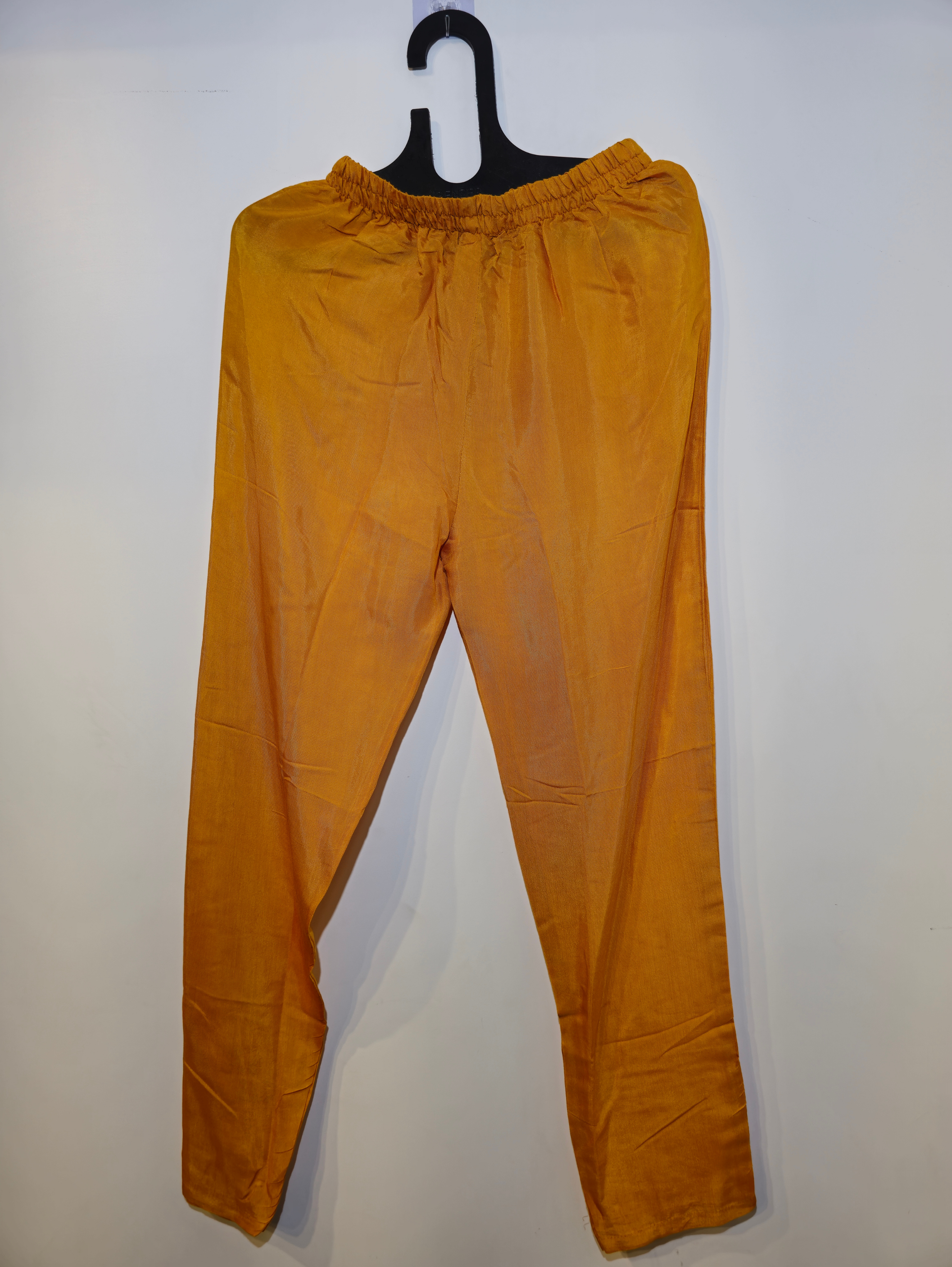 Image of Chinnon Traditional 3 Piece