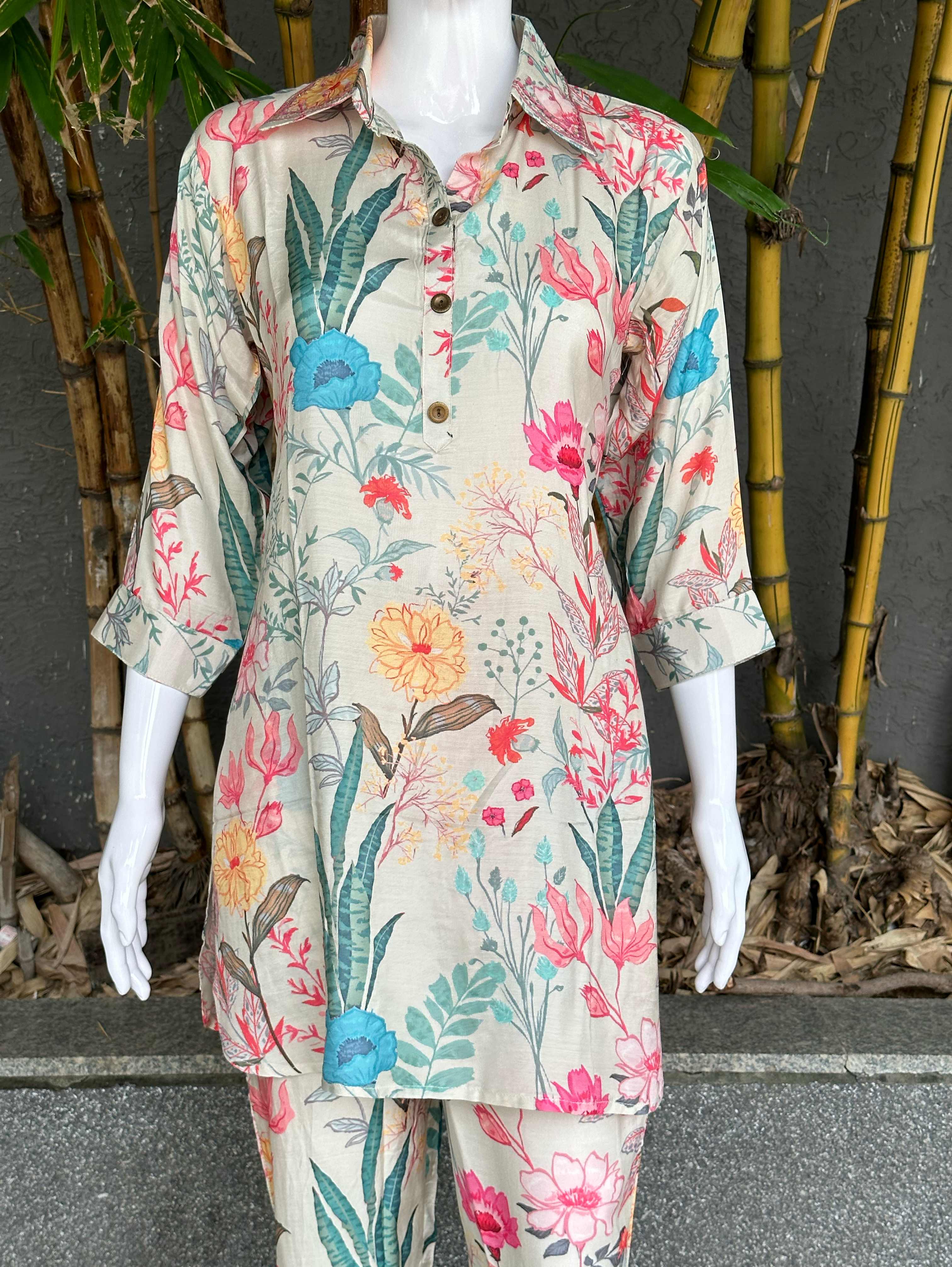 Image of Muslin Flower Print Coord Set with Hand work