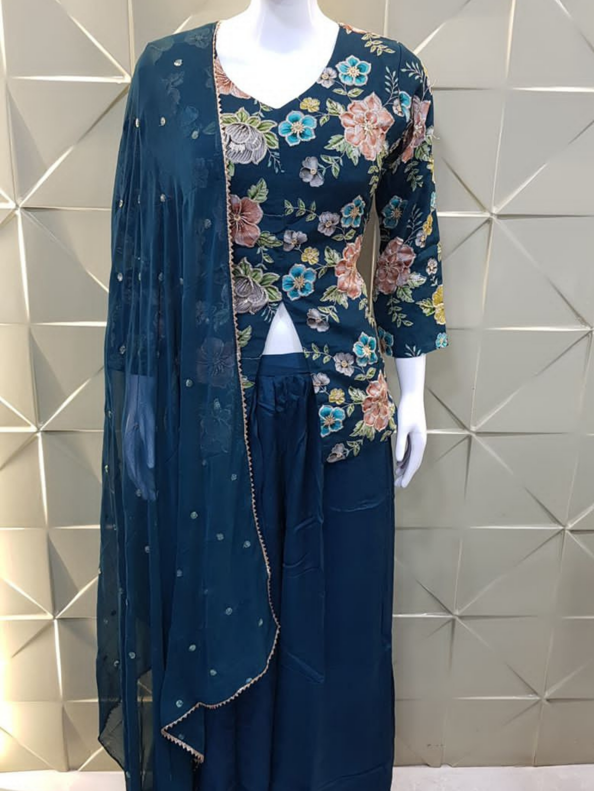 Designer Georgette Set with work - 2 Piece