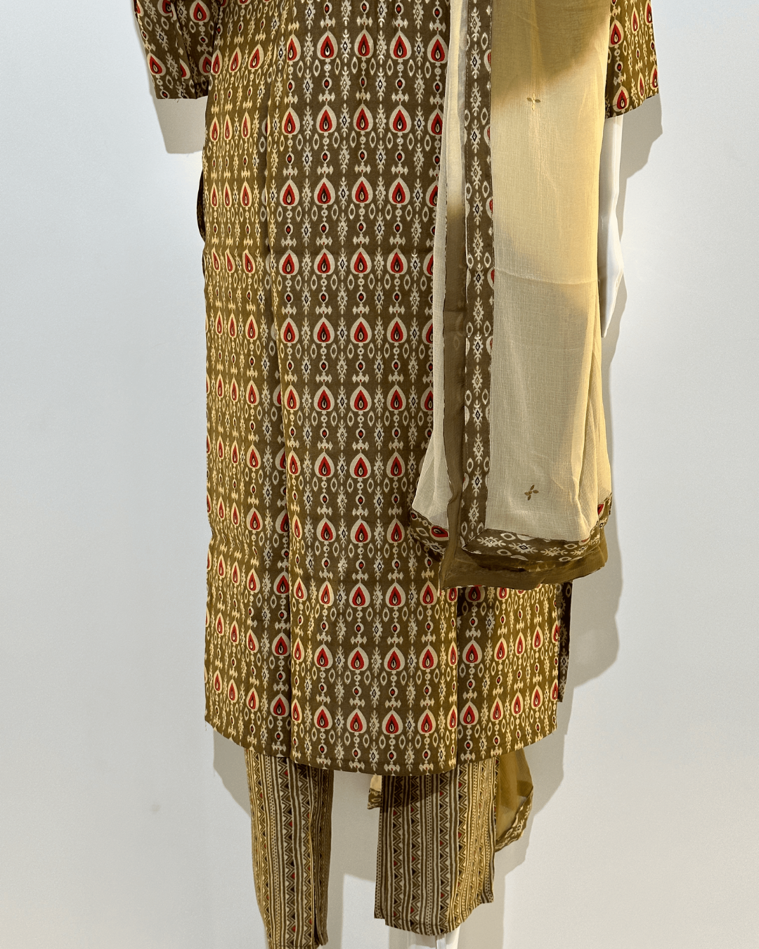 Image of Muslin Straight Kurti Set - 3 Piece