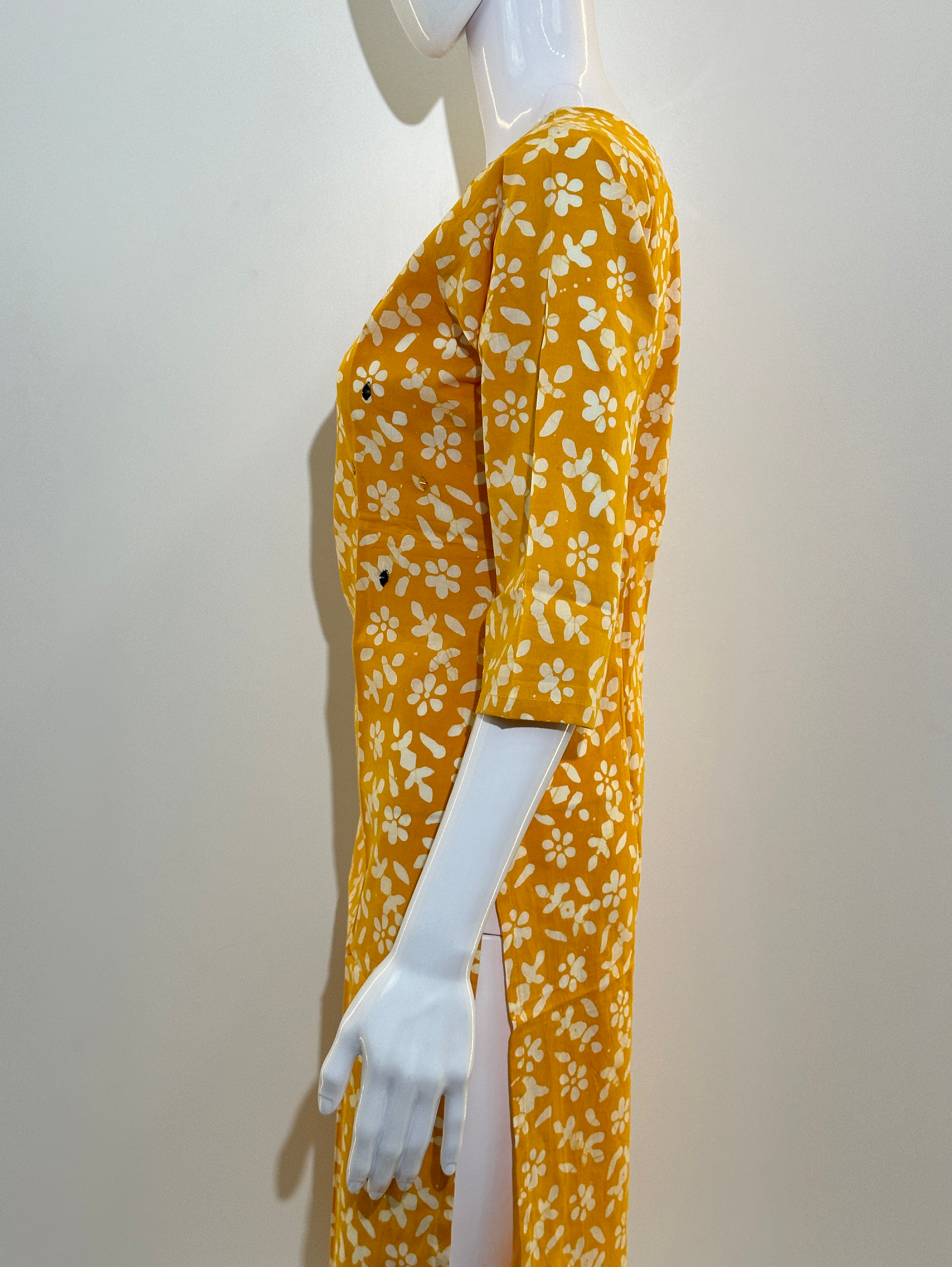 Image of Cotton Mirror Embroidery Kurti