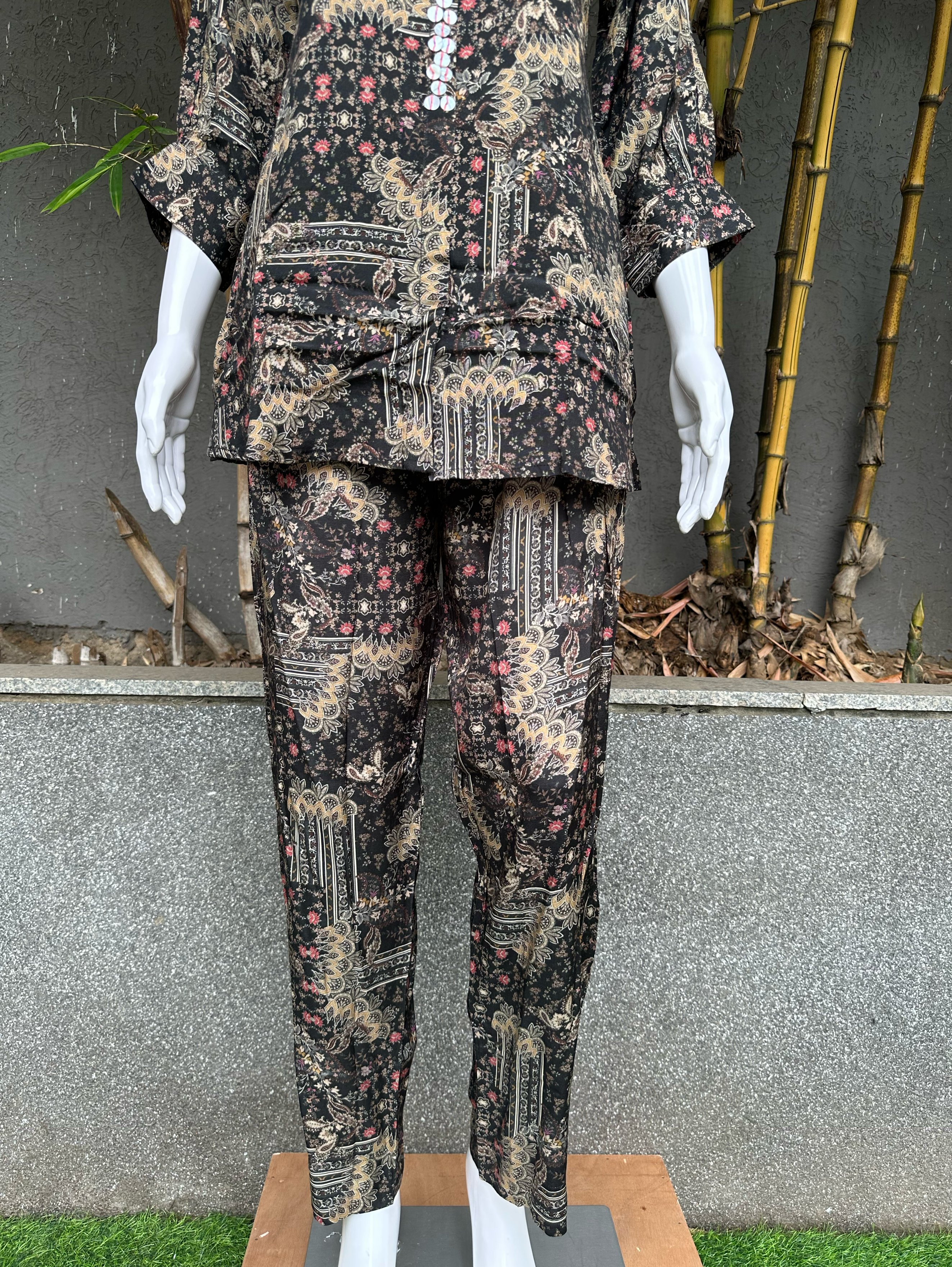 Image of Muslin Stand Patti Accessories Coords