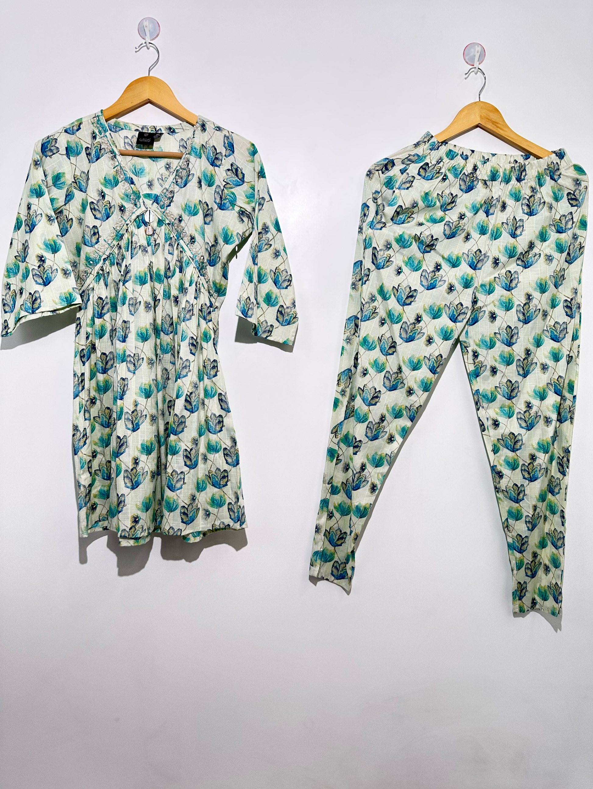 Alia Cut Coord Set with Neck work