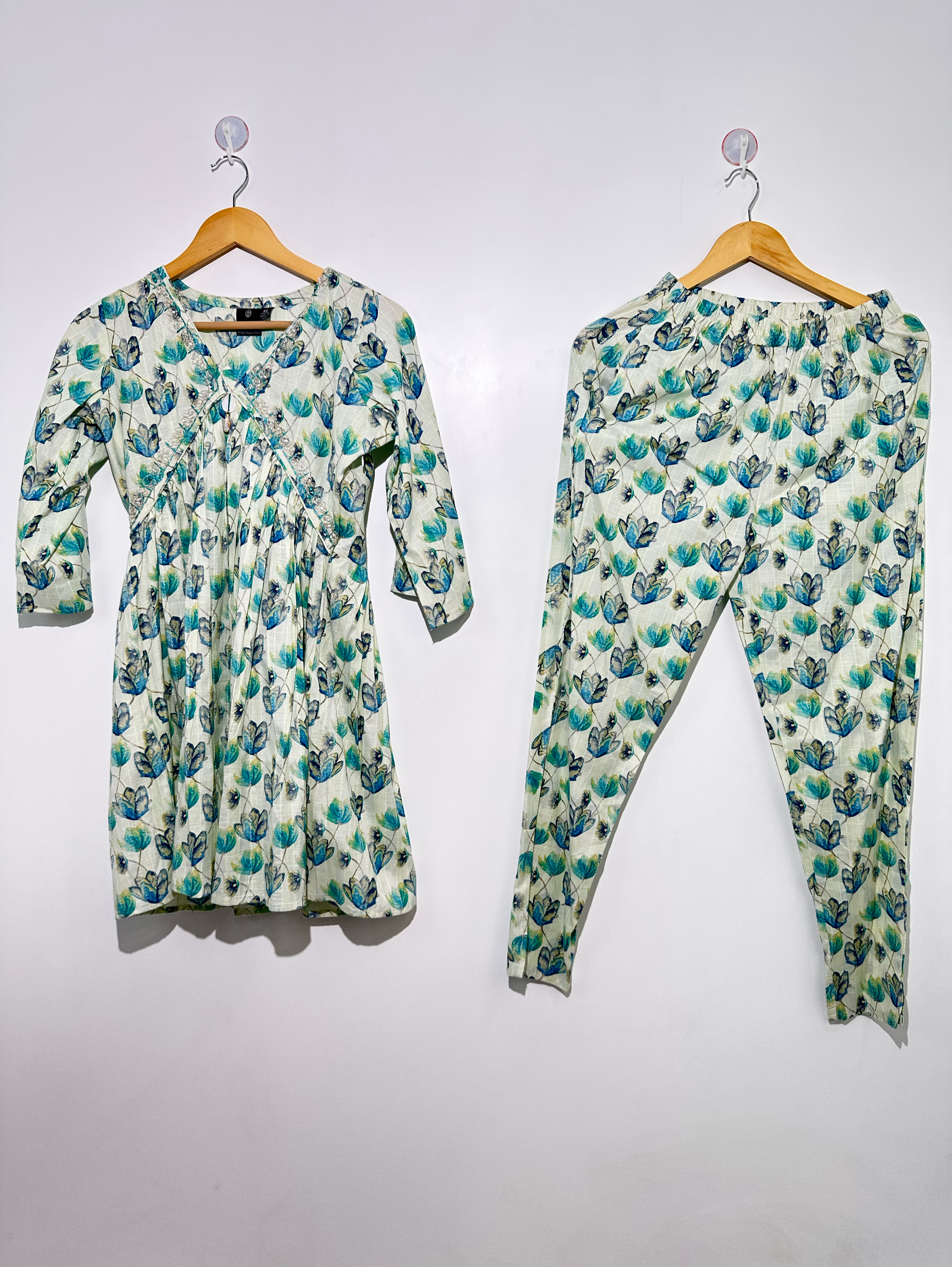 Image of Alia Cut Coord Set with Neck work