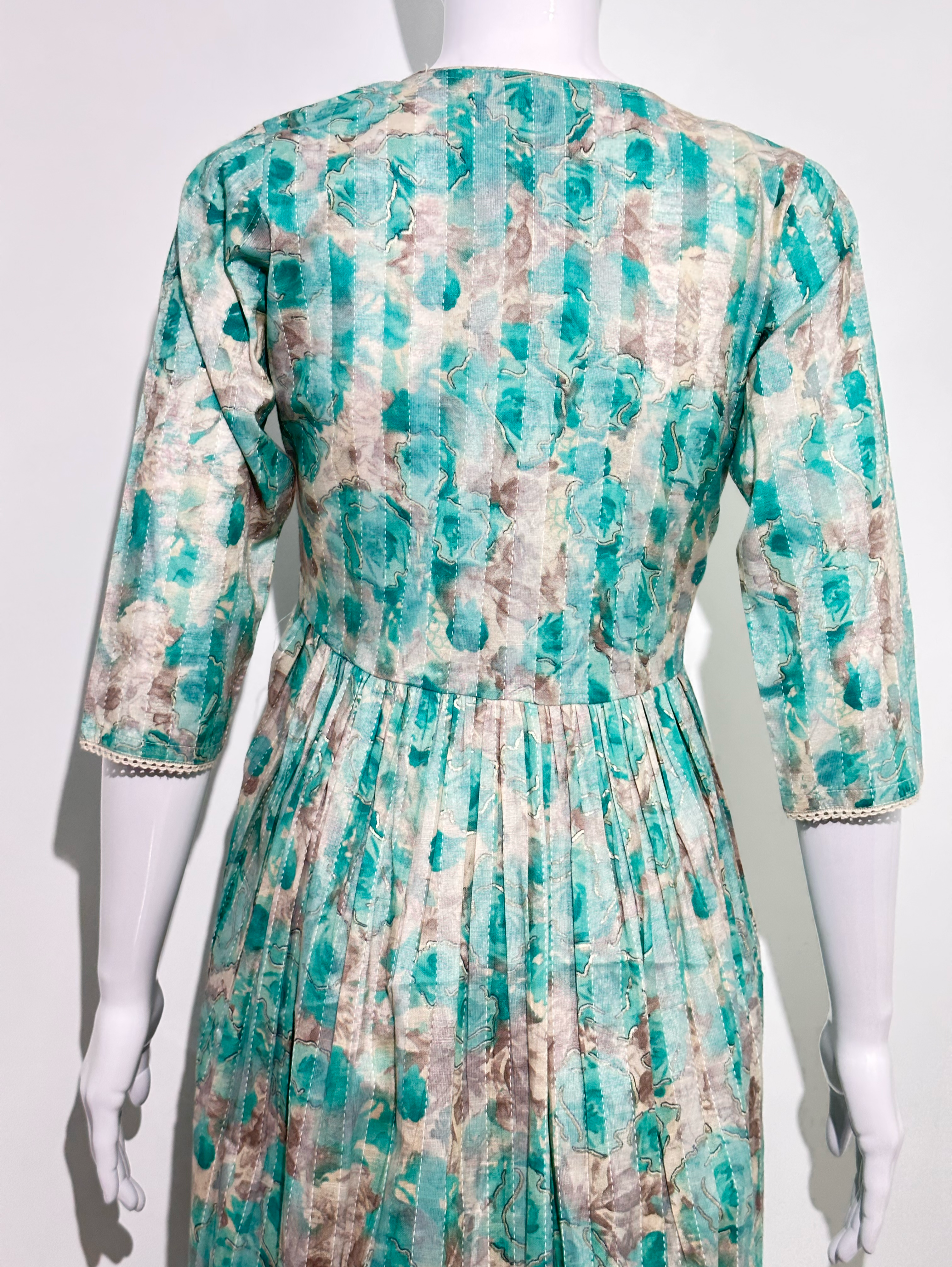 Image of Alia Cut Coord Set with Neck work