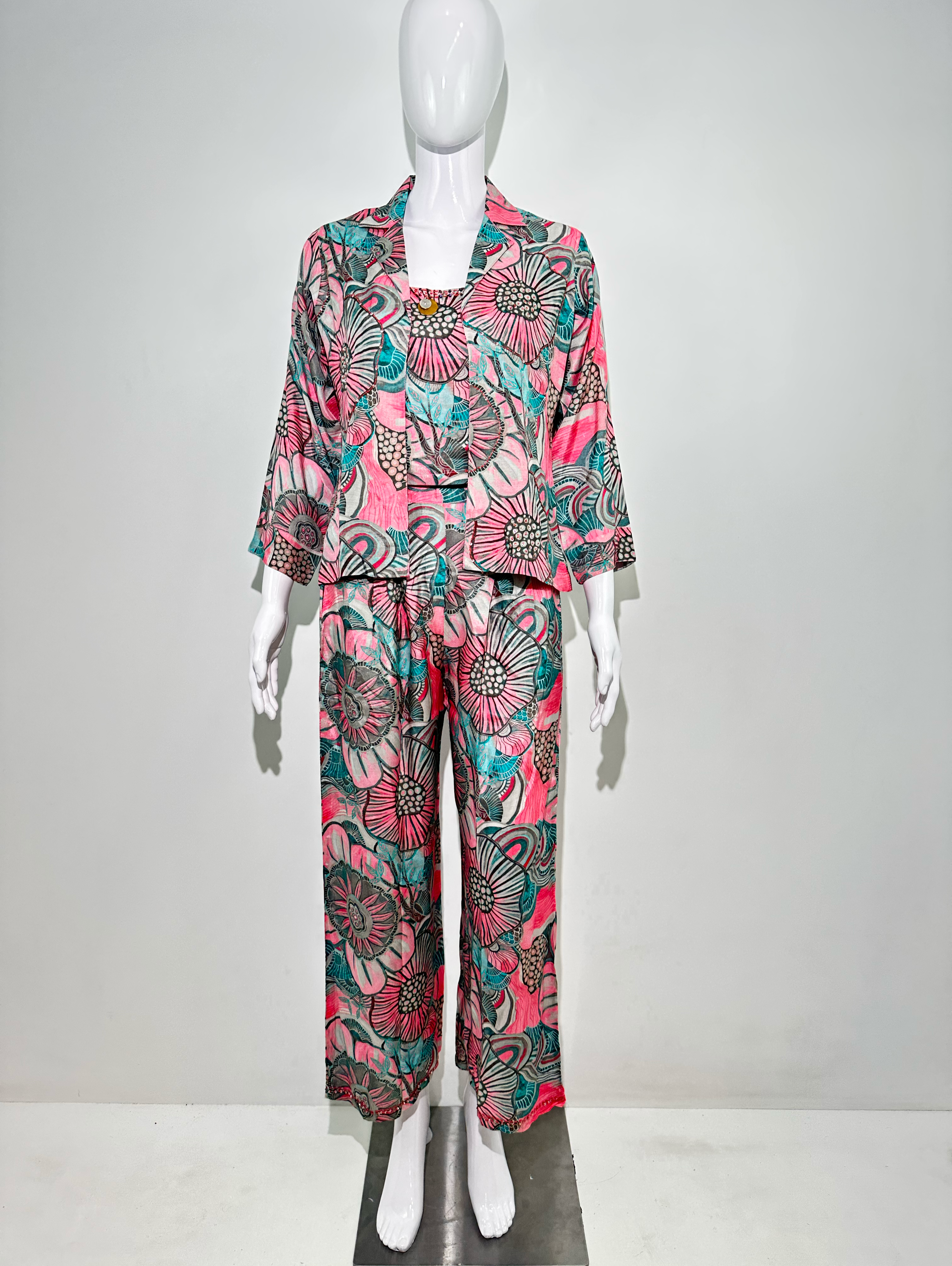 Image of Muslin Embroidery Sequence Coords - 3 Piece