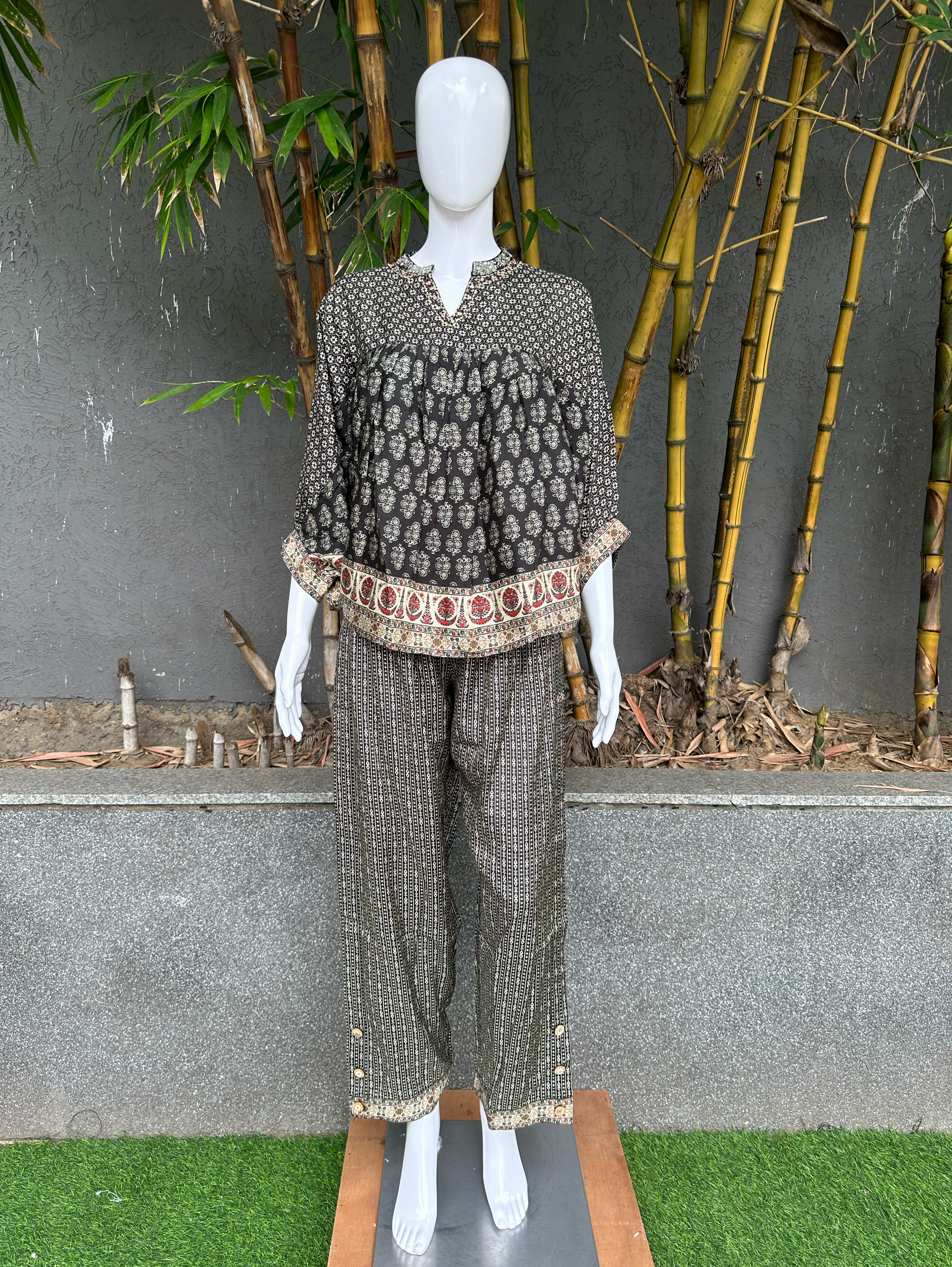 Poncho Style Coords - Black