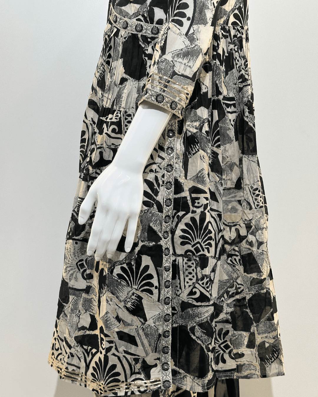 Image of Alia with Naira Cut Kurti Set - 3 Piece
