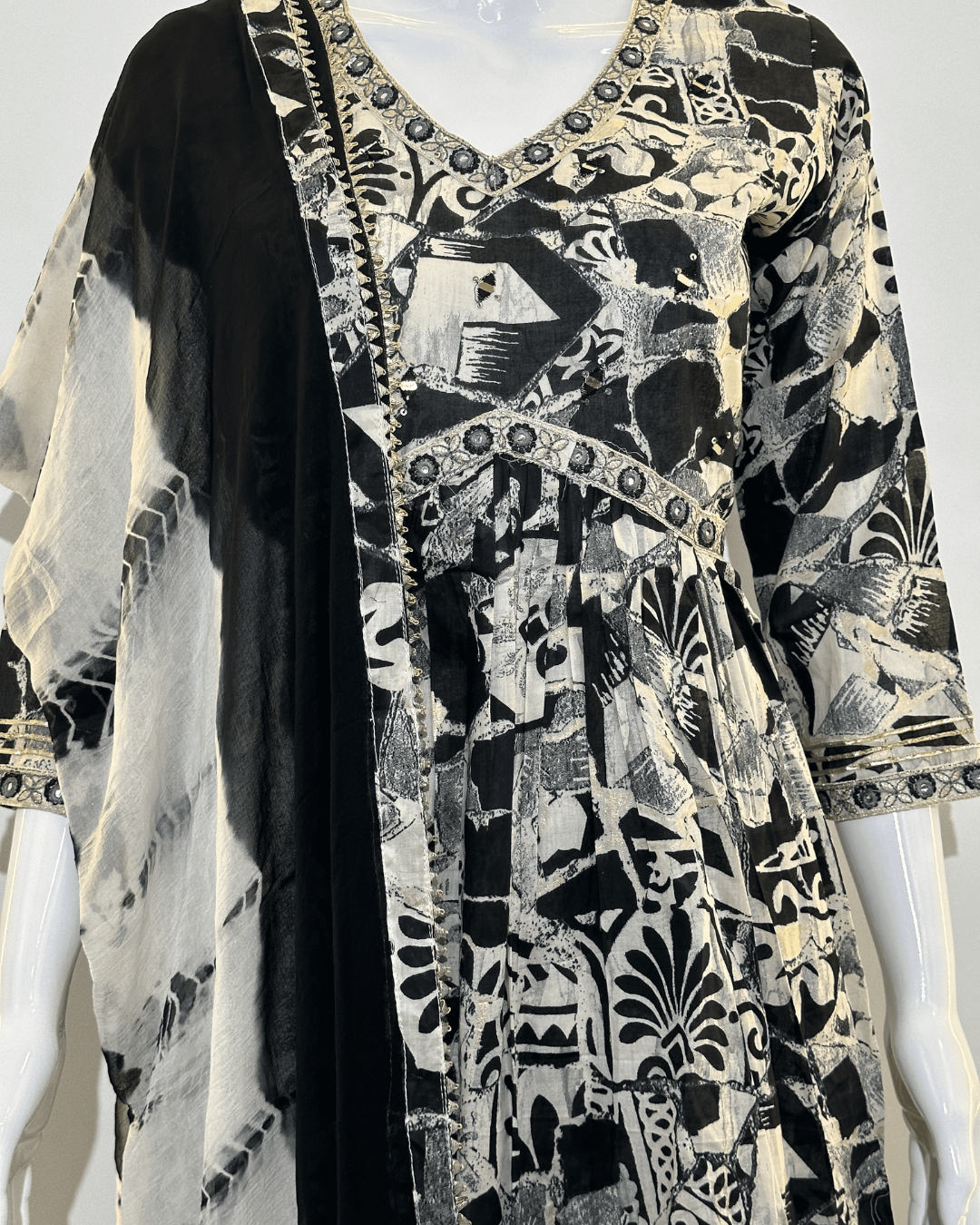 Alia with Naira Cut Kurti Set - 3 Piece