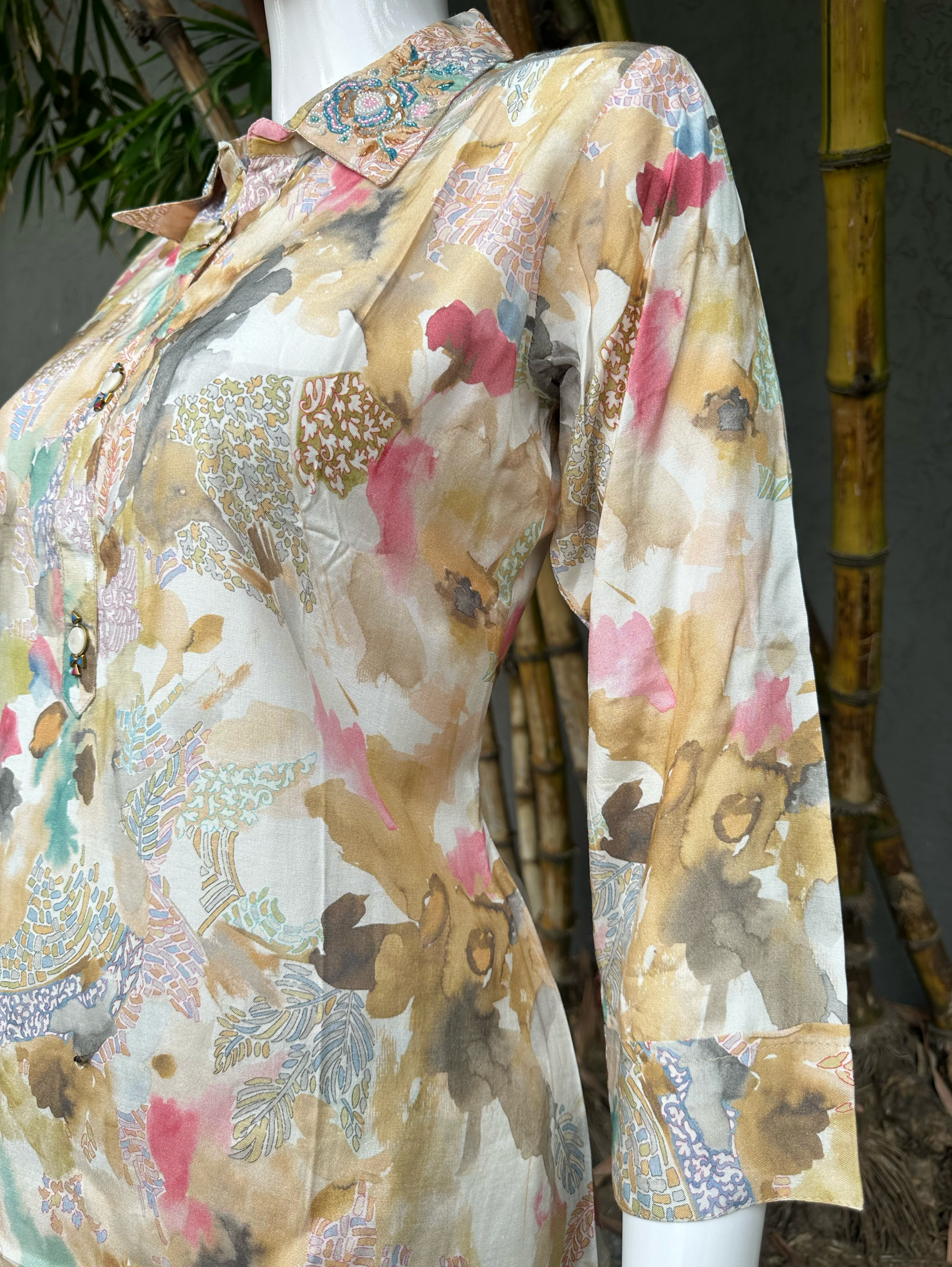 Image of Muslin Coords with Collar and Button works