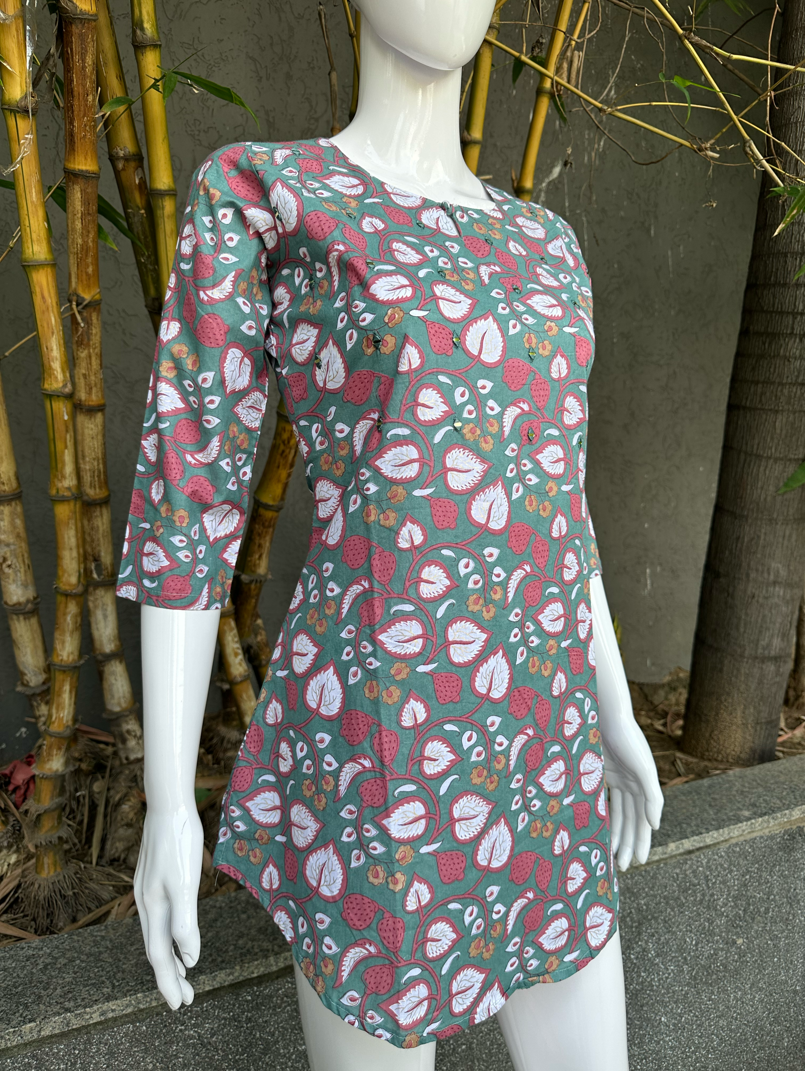 Image of Cotton Print Mirror work Tunic