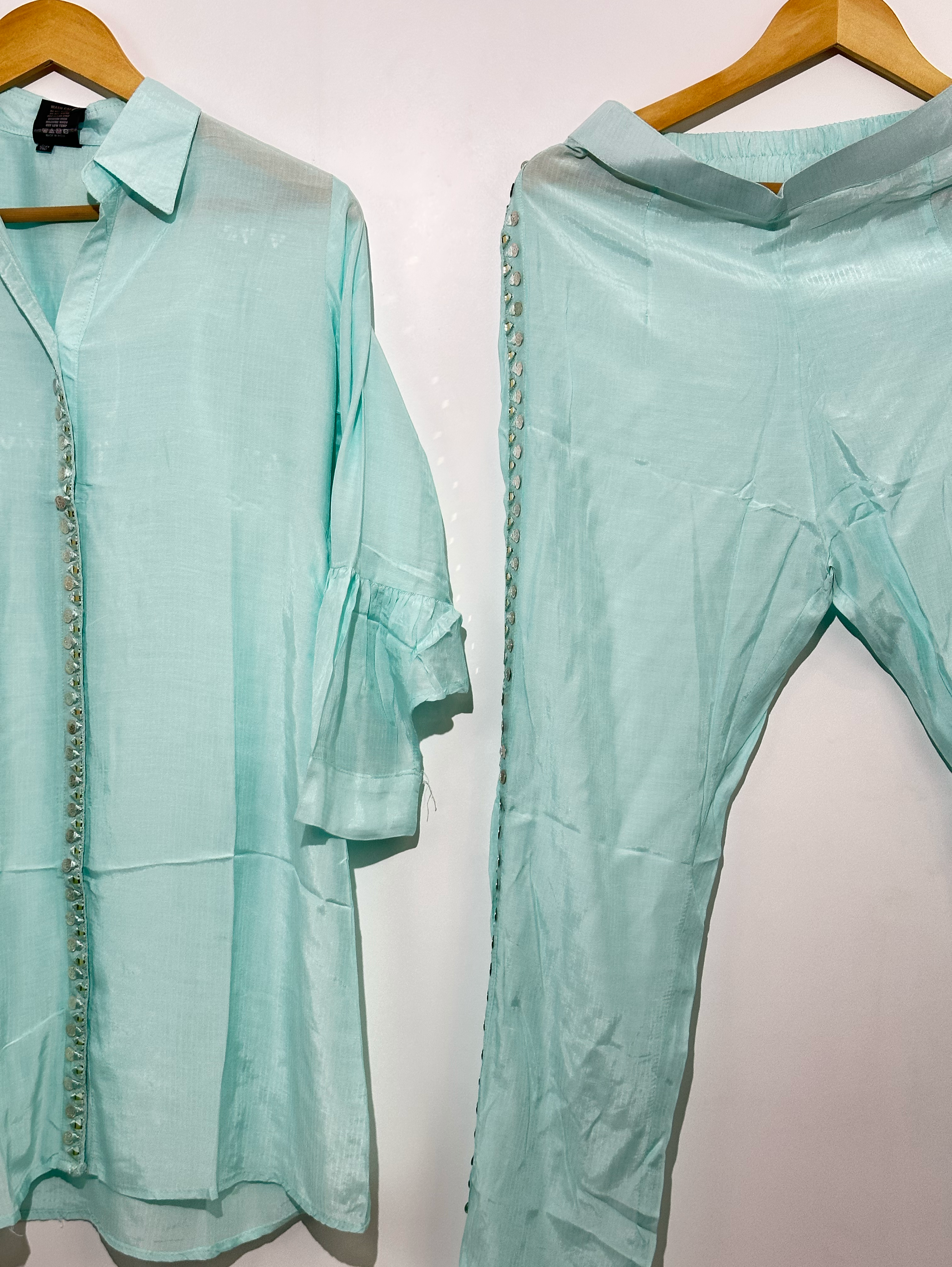 Image of Muslin Stand Patti with Accessories work Coords