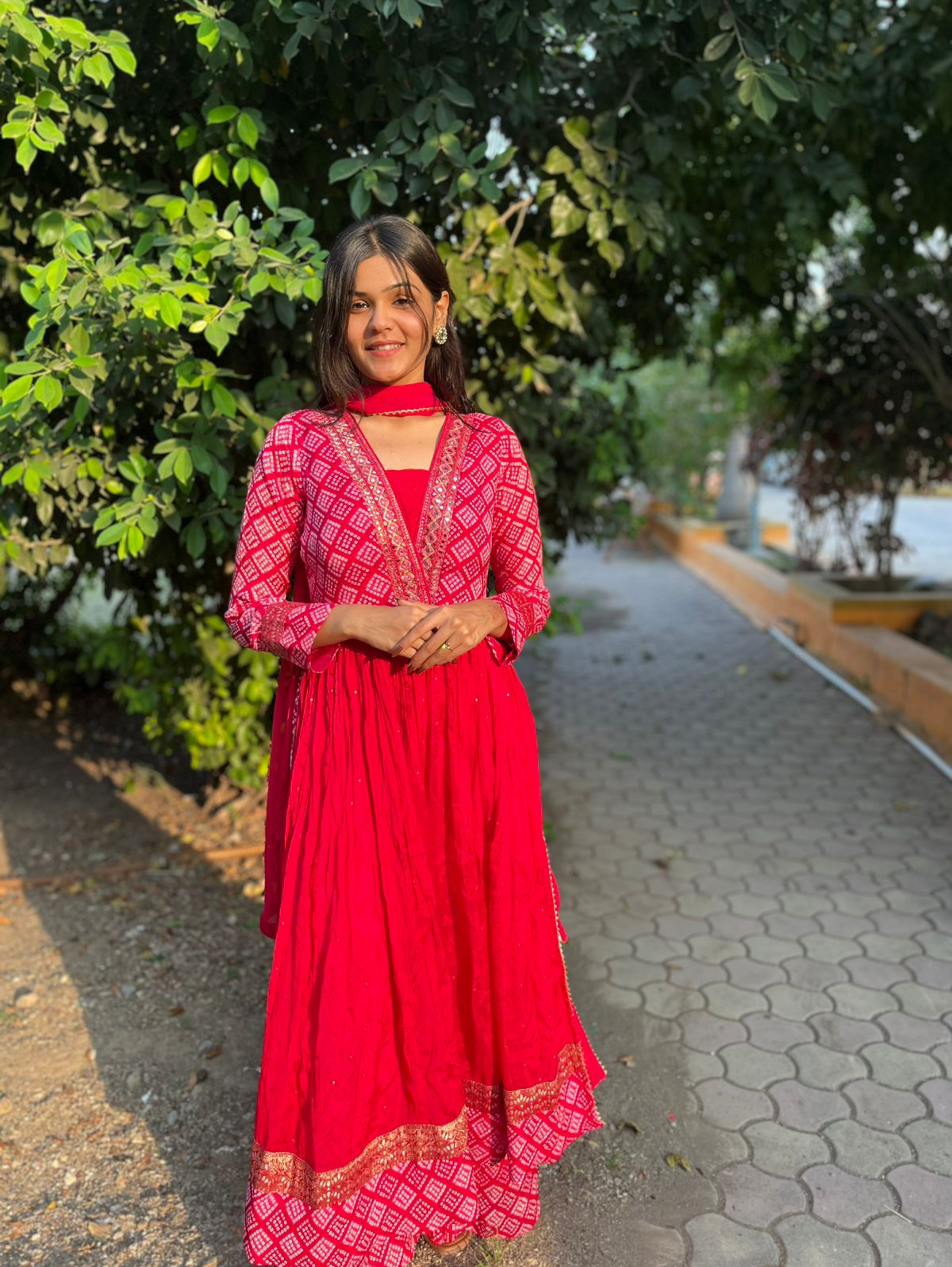 Chinnon Silk Bandhni Naira Cut