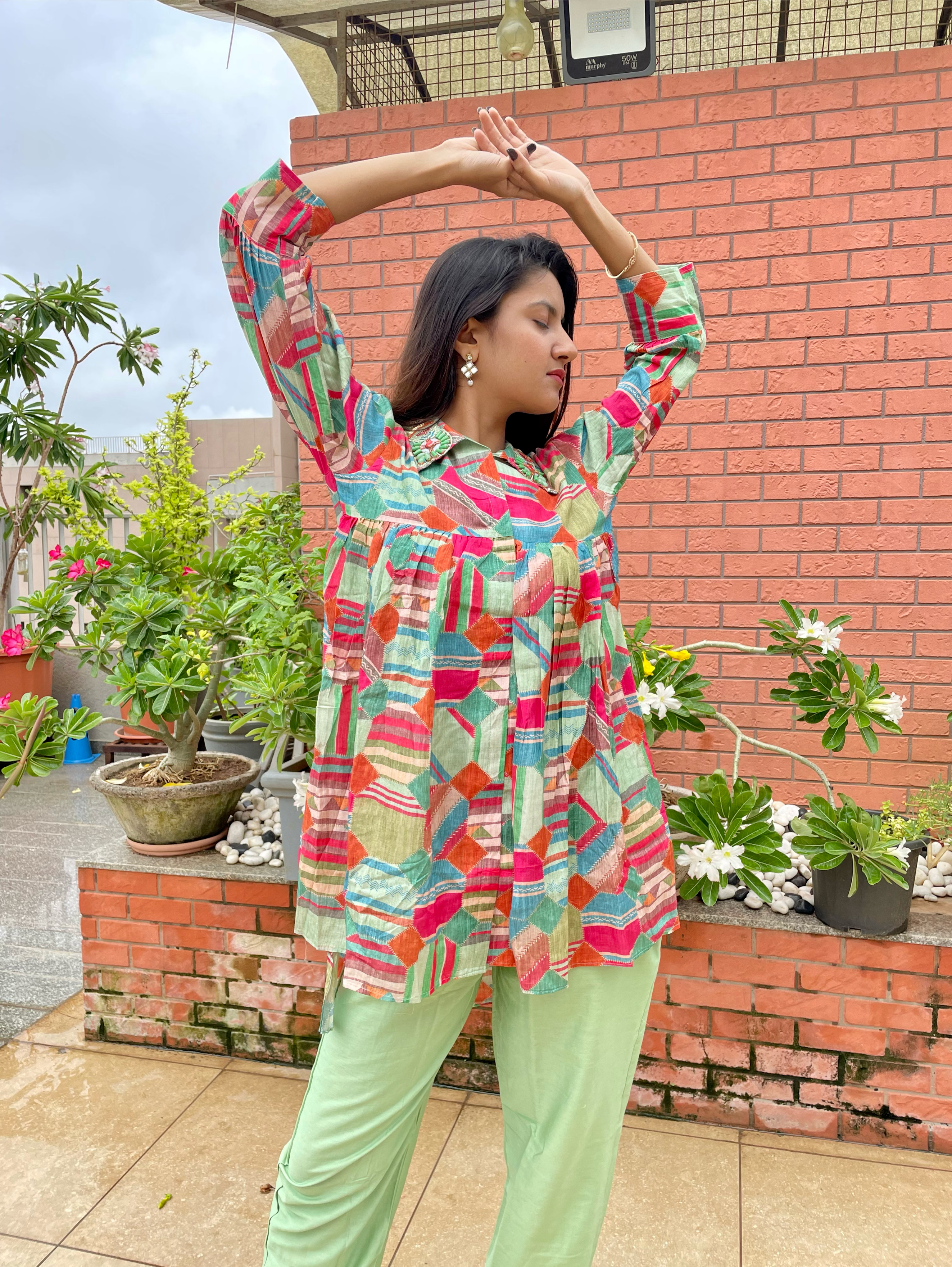 Image of Frok Style Muslin Coords with Collar work