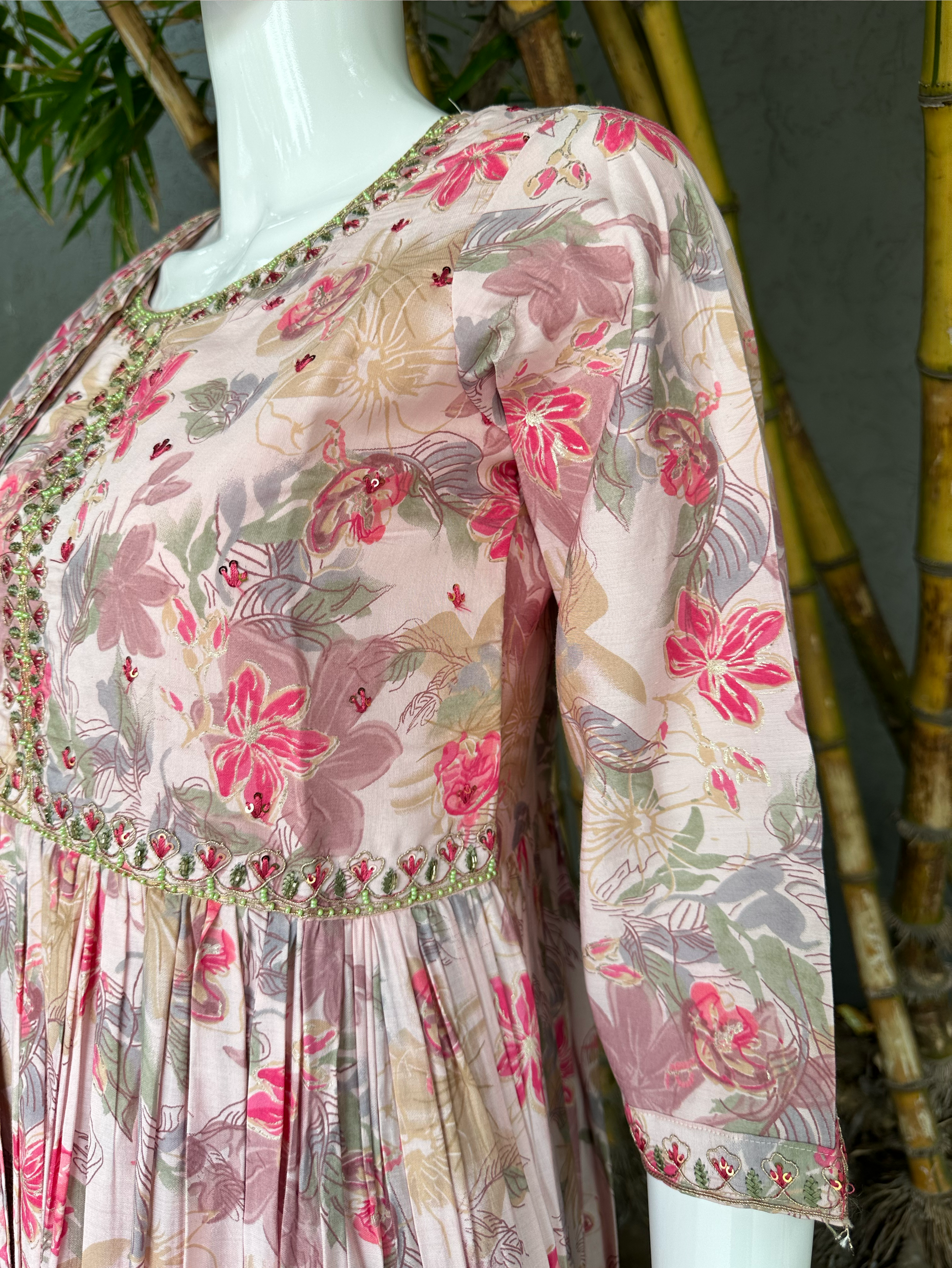 Alia Cut Muslin 3 Piece with Hand work - Kurti Set