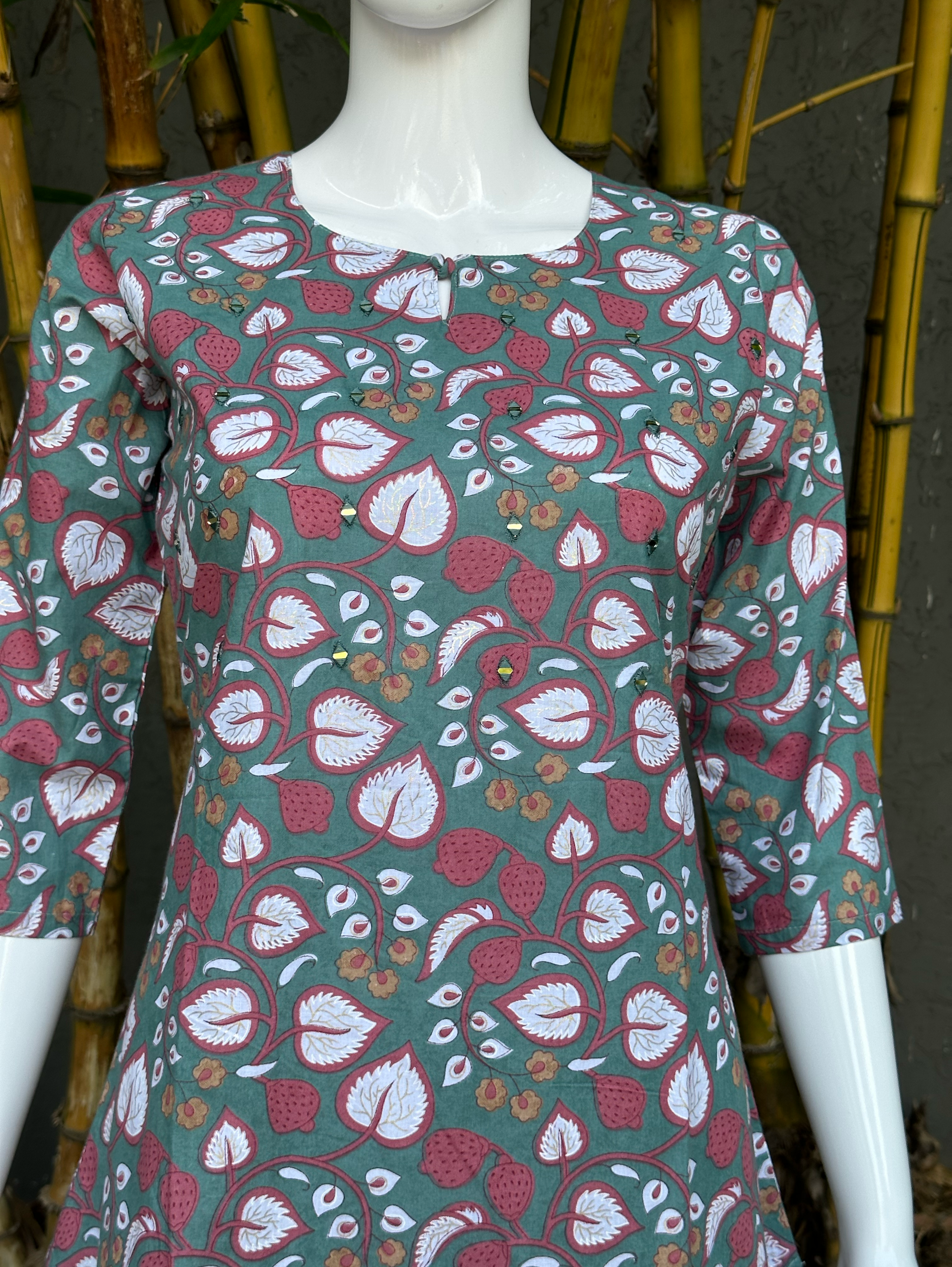 Image of Cotton Print Mirror work Tunic