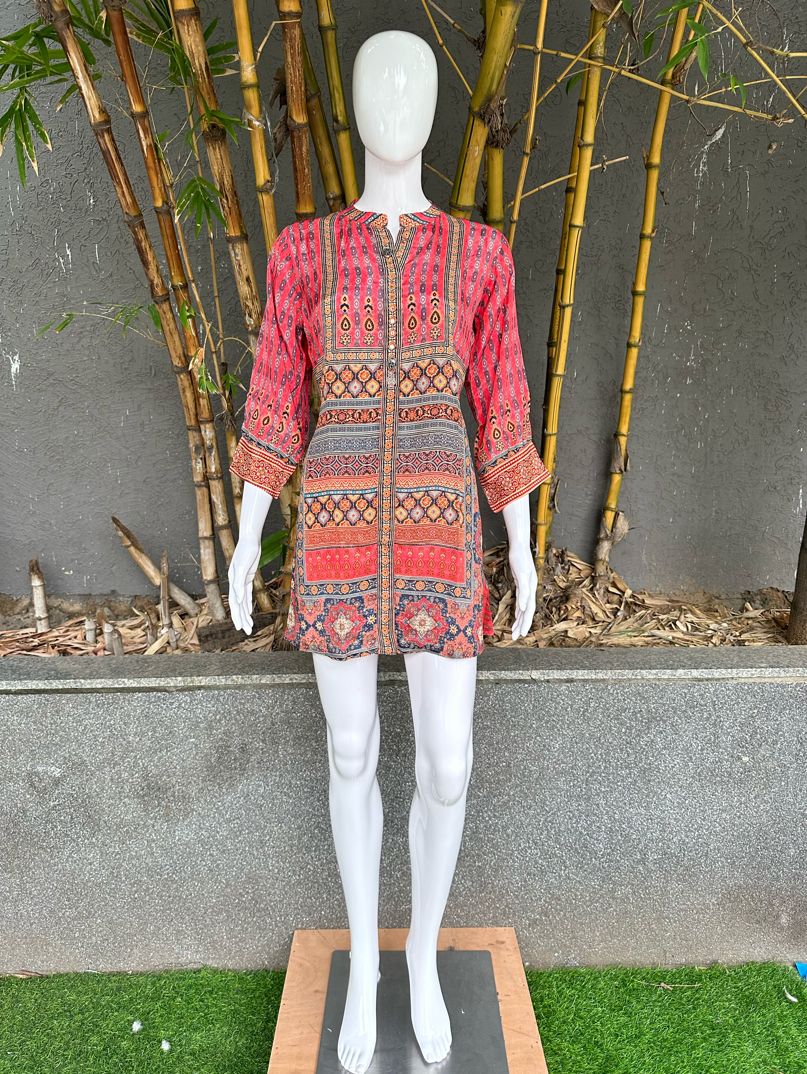 Image of Muslin Print Tunics with Stand Patti Embroidery work